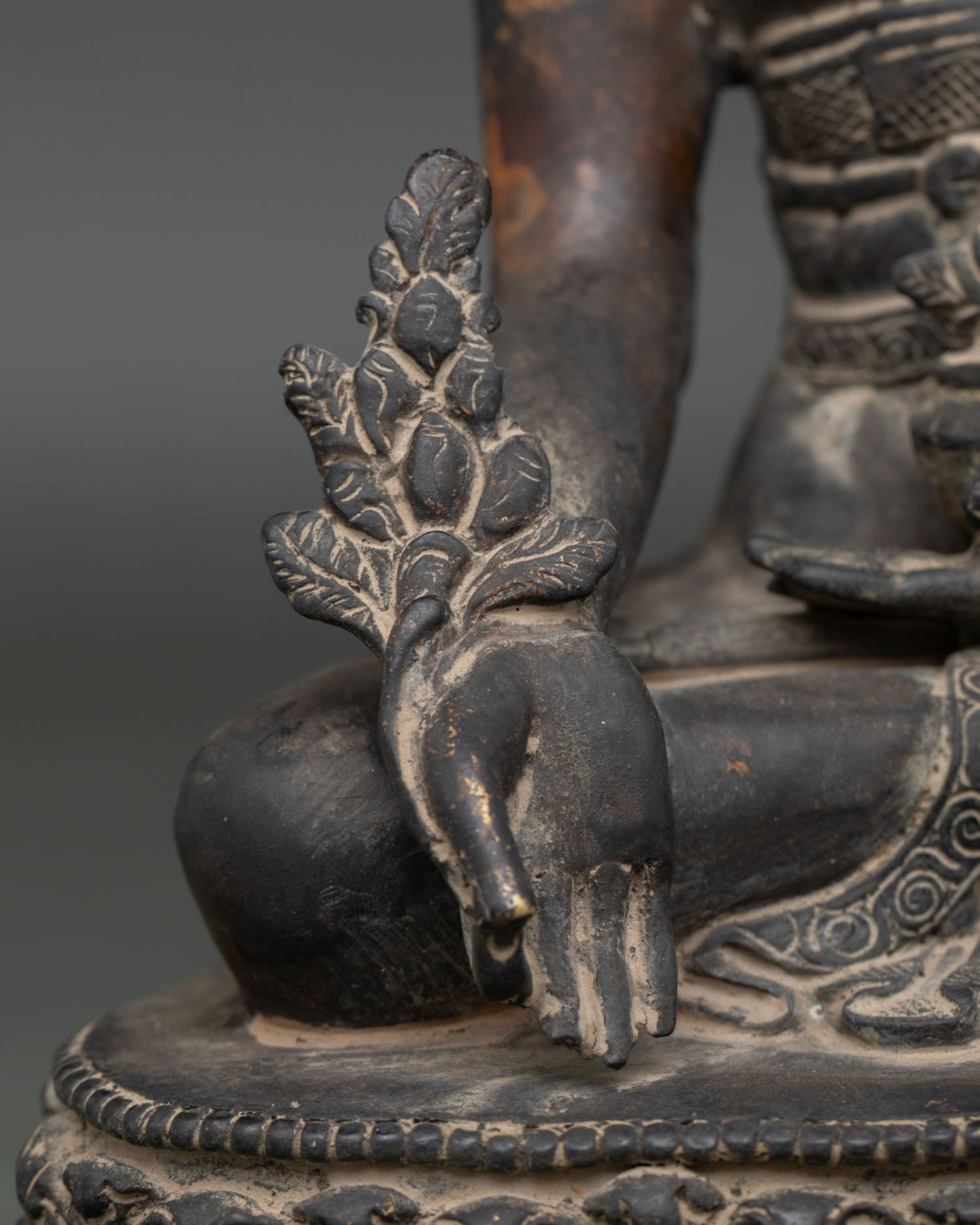 Medicine Buddha Statue