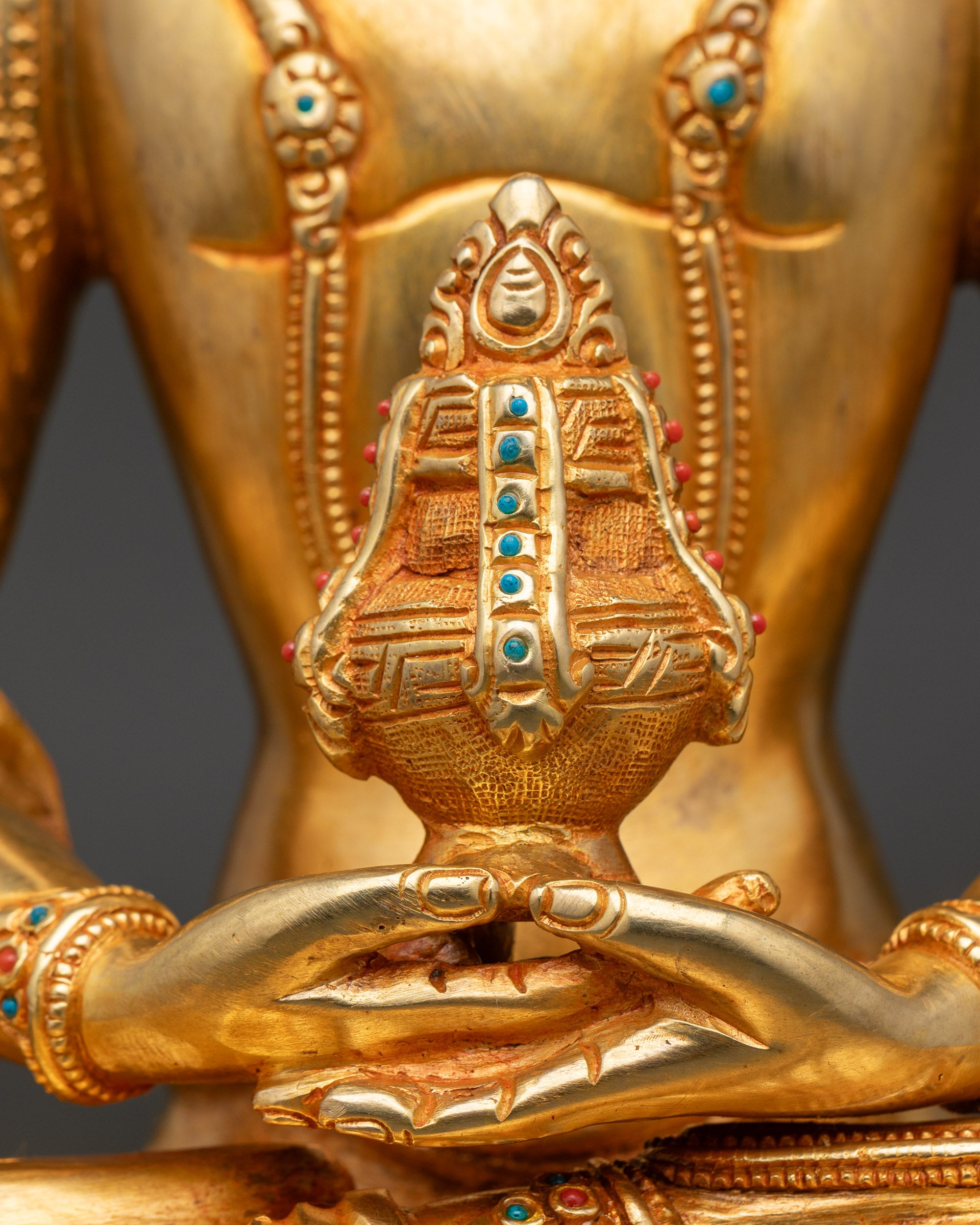 Amitayus Buddha Statue - A Symbol of Longevity and Spiritual Blessings