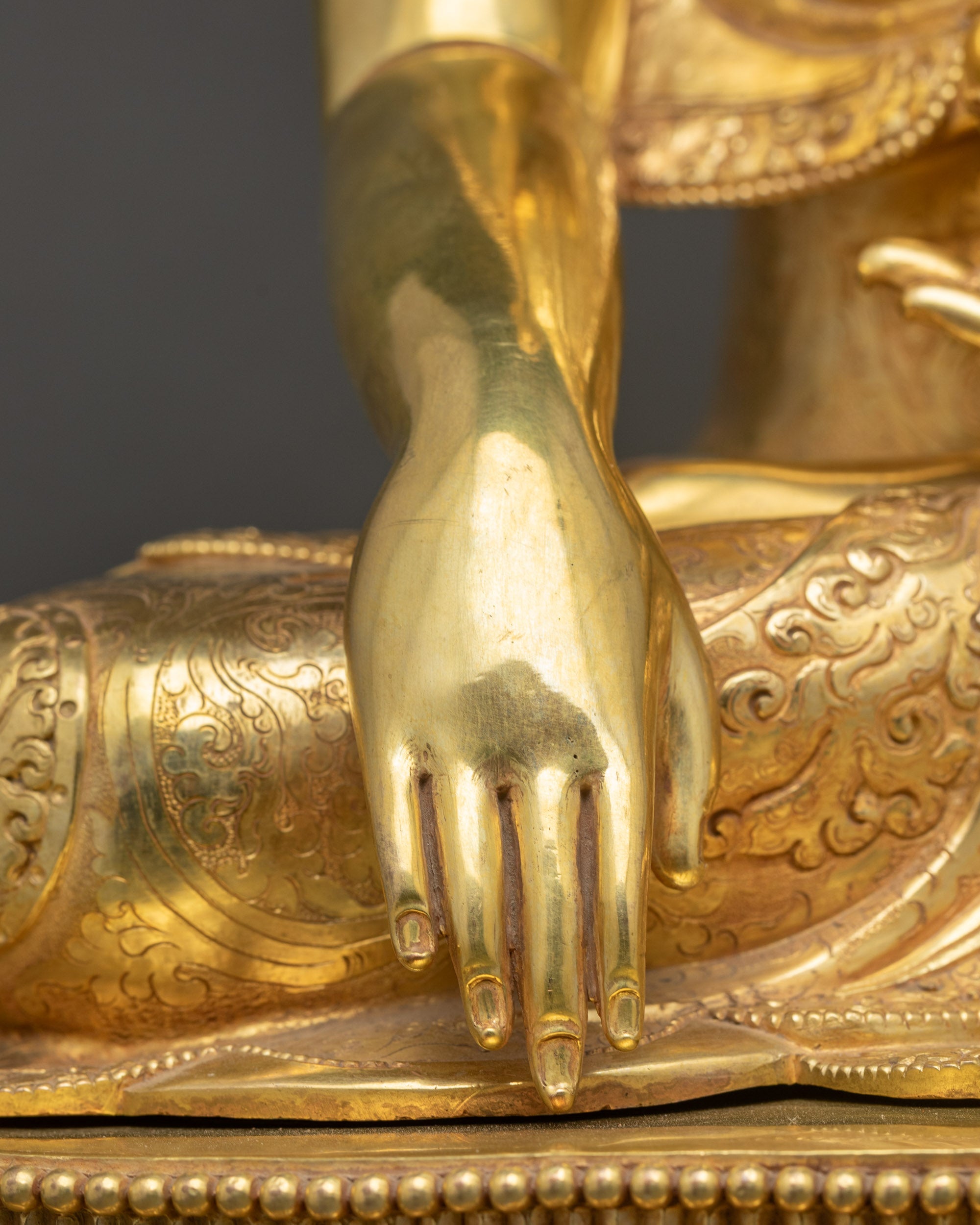 Shakyamuni Buddha Figurine | 24K Gold Fire-Gilded Premium Sculpture