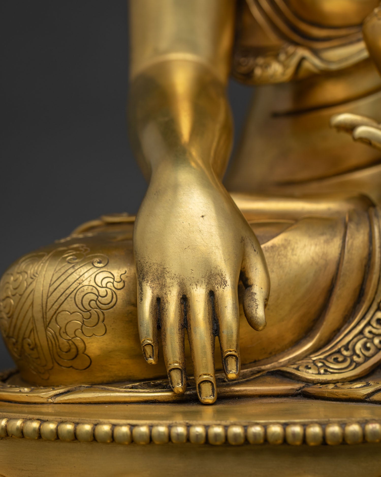 Shakyamuni Buddha Statue for Zen Interiors and Meditation Spaces