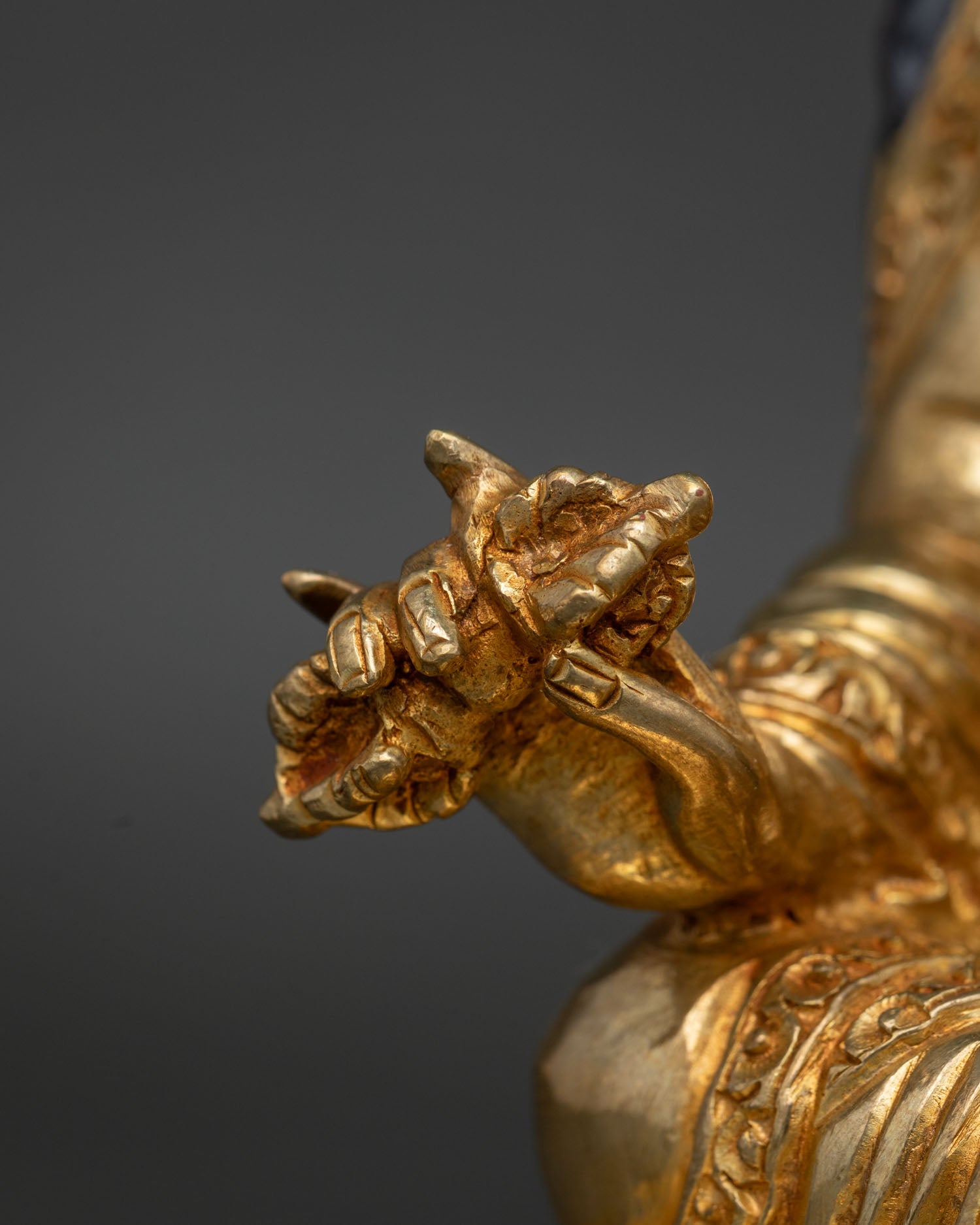 Guru Rinpoche Statue | The Vajra Holder and Dharma Protector