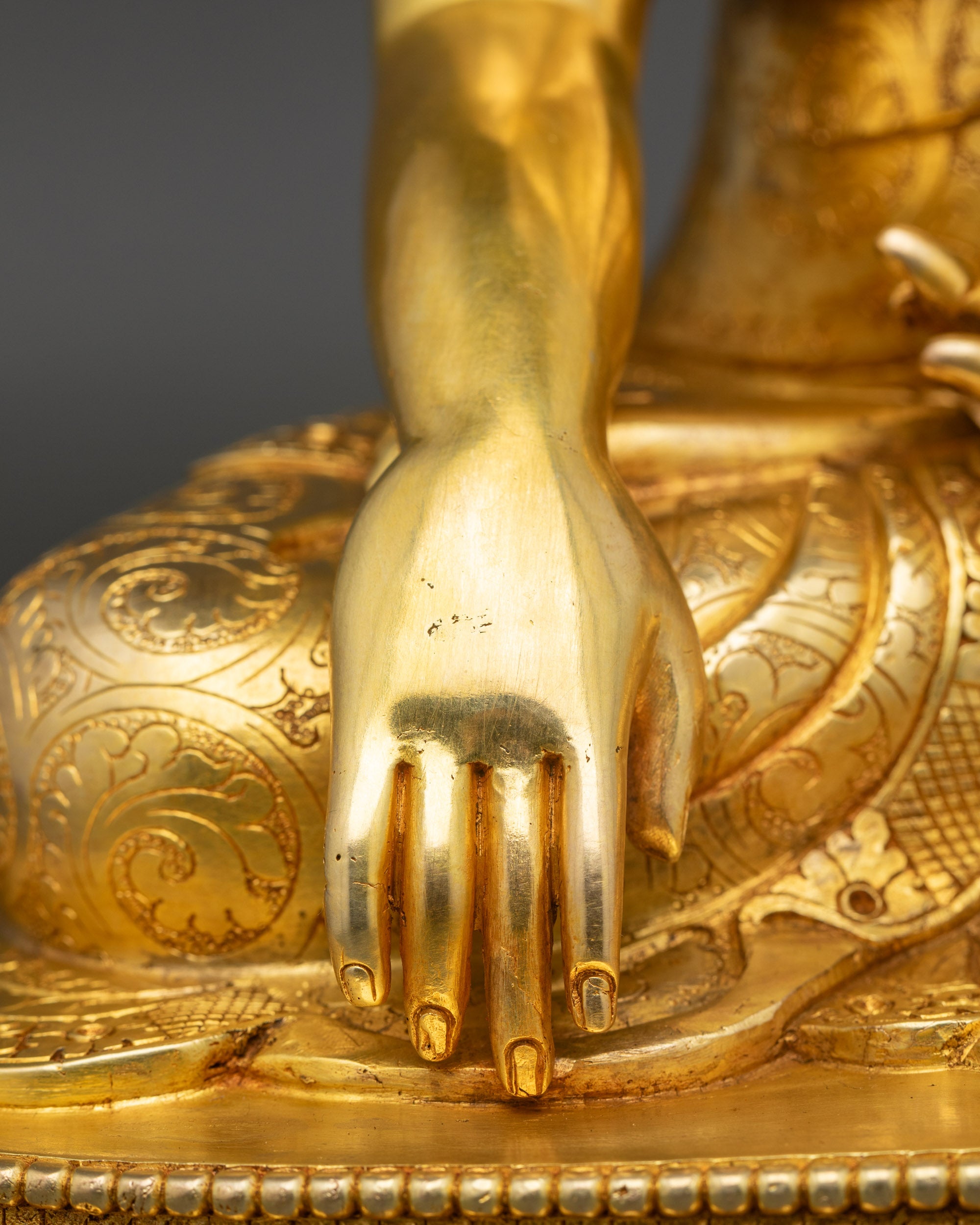 Shakyamuni Buddha Statue | Buddhist Icon of Enlightenment