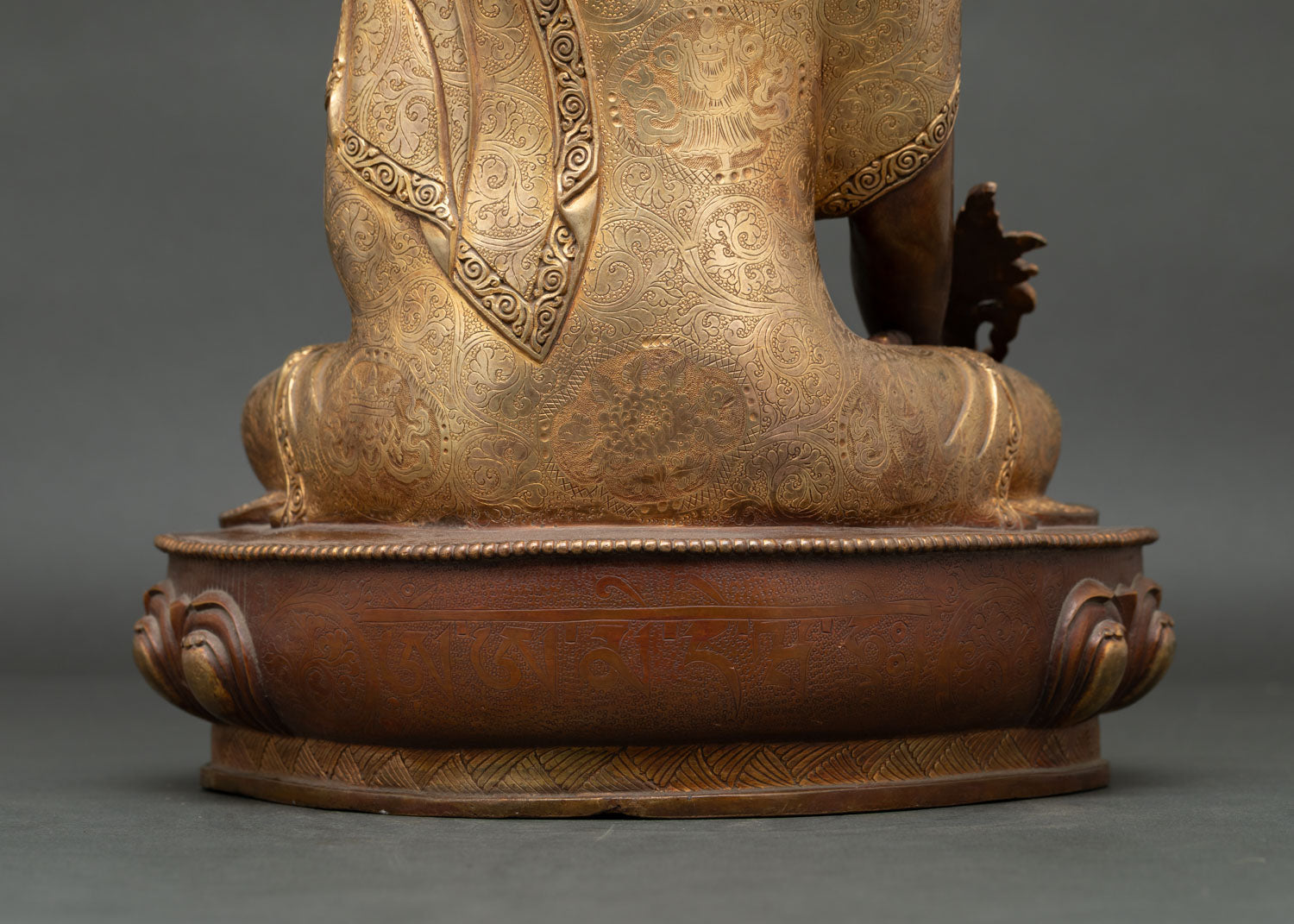 Medicine Buddha Statue