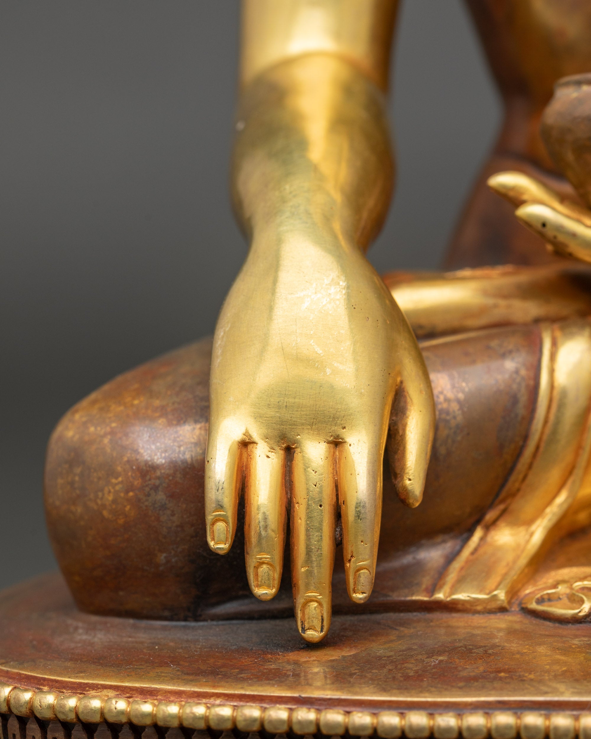 Buddha Statue – Handcrafted Sculpture for Meditation Practice