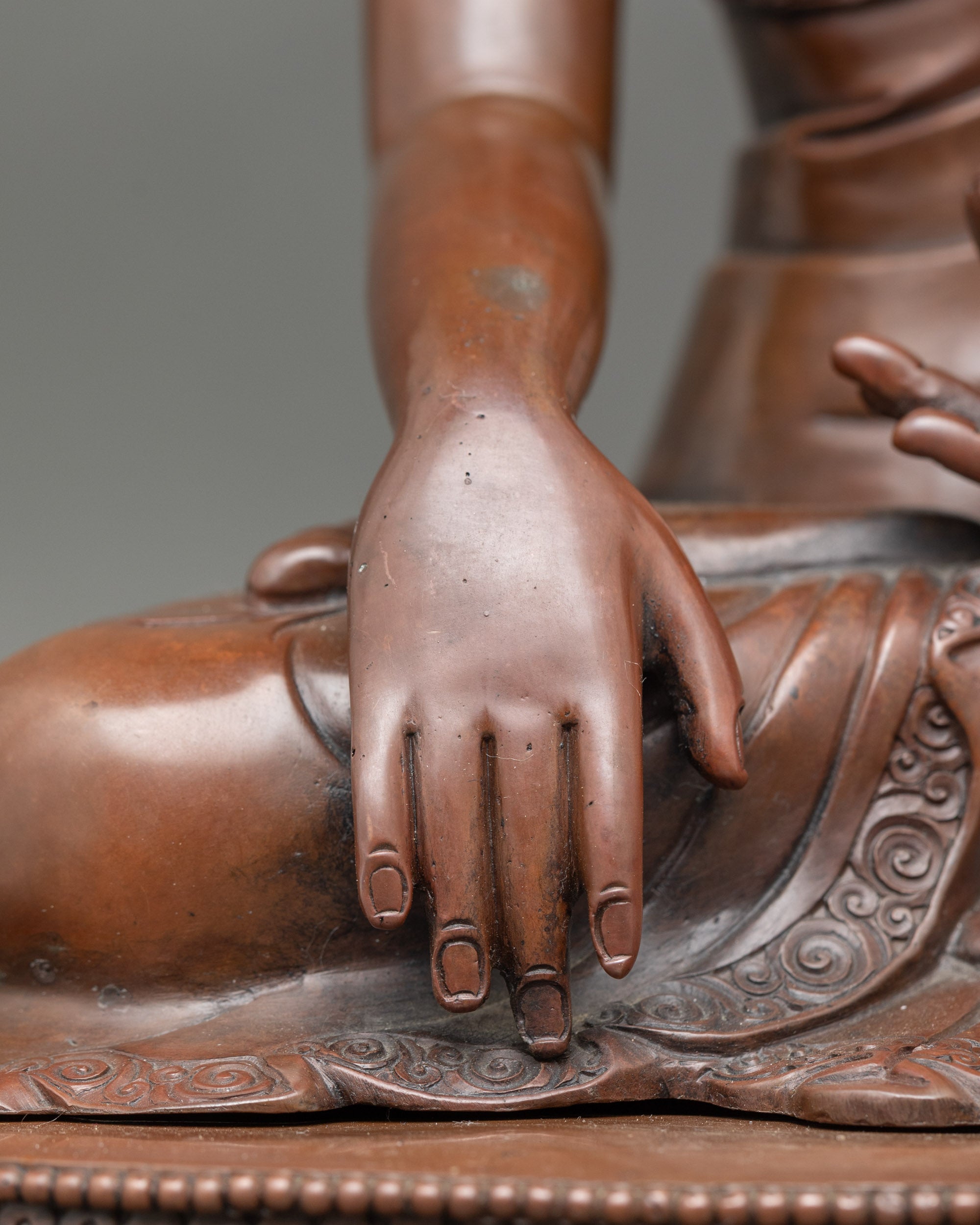 Authentic Shakyamuni Buddha Statue for Spiritual Practice