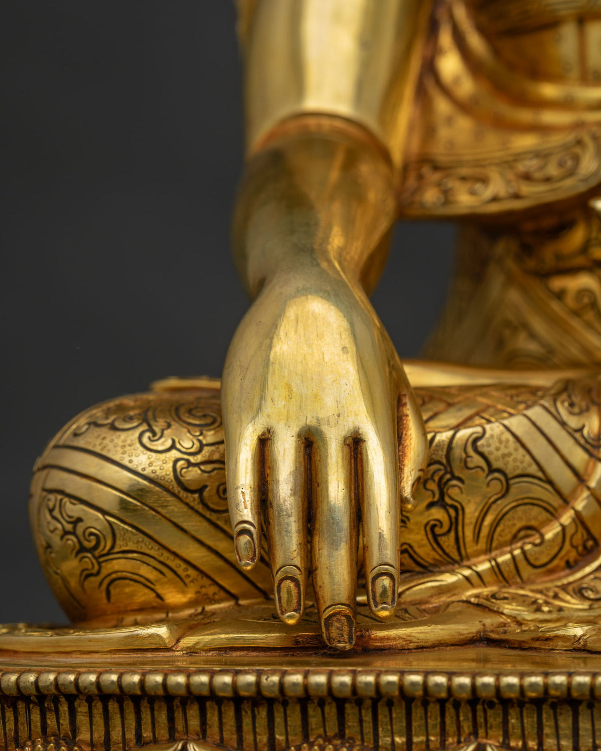 Shakyamuni Buddha Statue