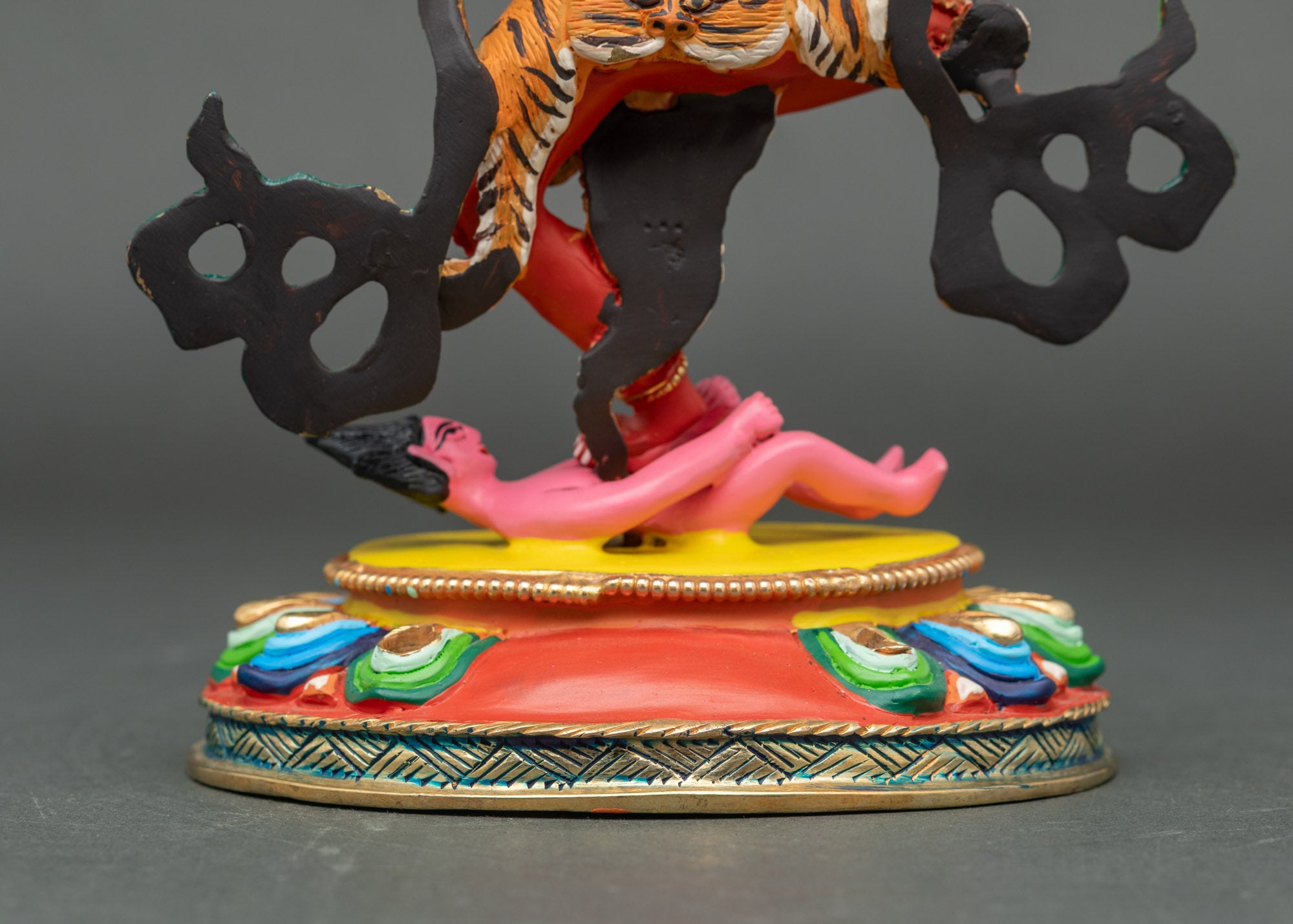Kurukulla Statue – Red Goddess of Attraction in Vajrayana Buddhism