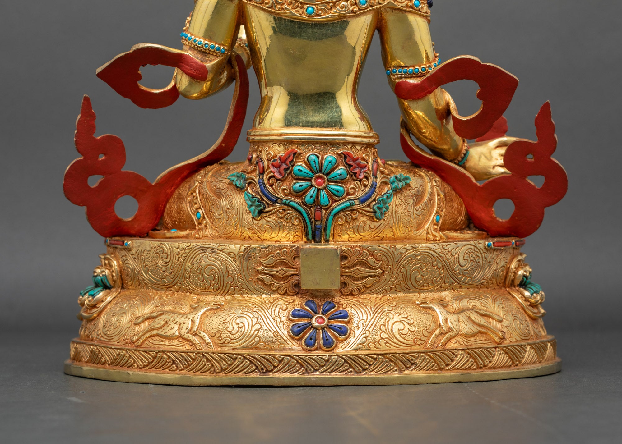 Ushnisha Sitatapatra Statue | High-Quality Decorative Sculpture