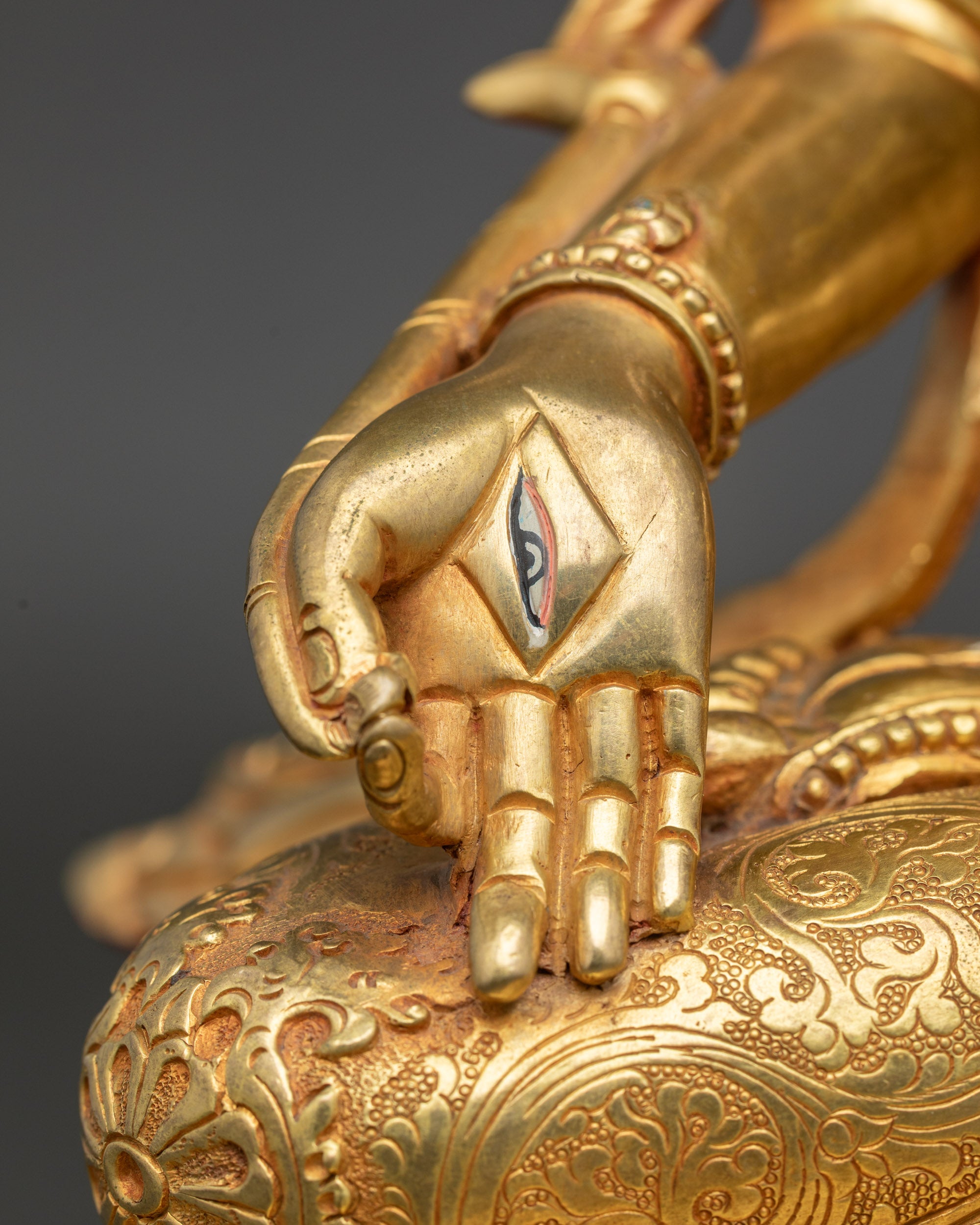 Goddess White Tara Sculpture - Symbol of Healing and Compassion