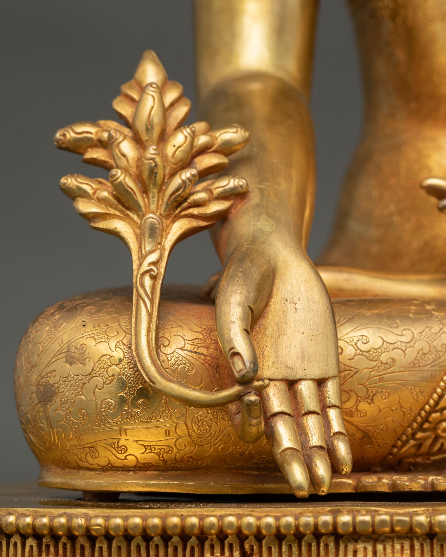 Premium Bhaisajyaguru Statue | Spiritual Healing Sculpture