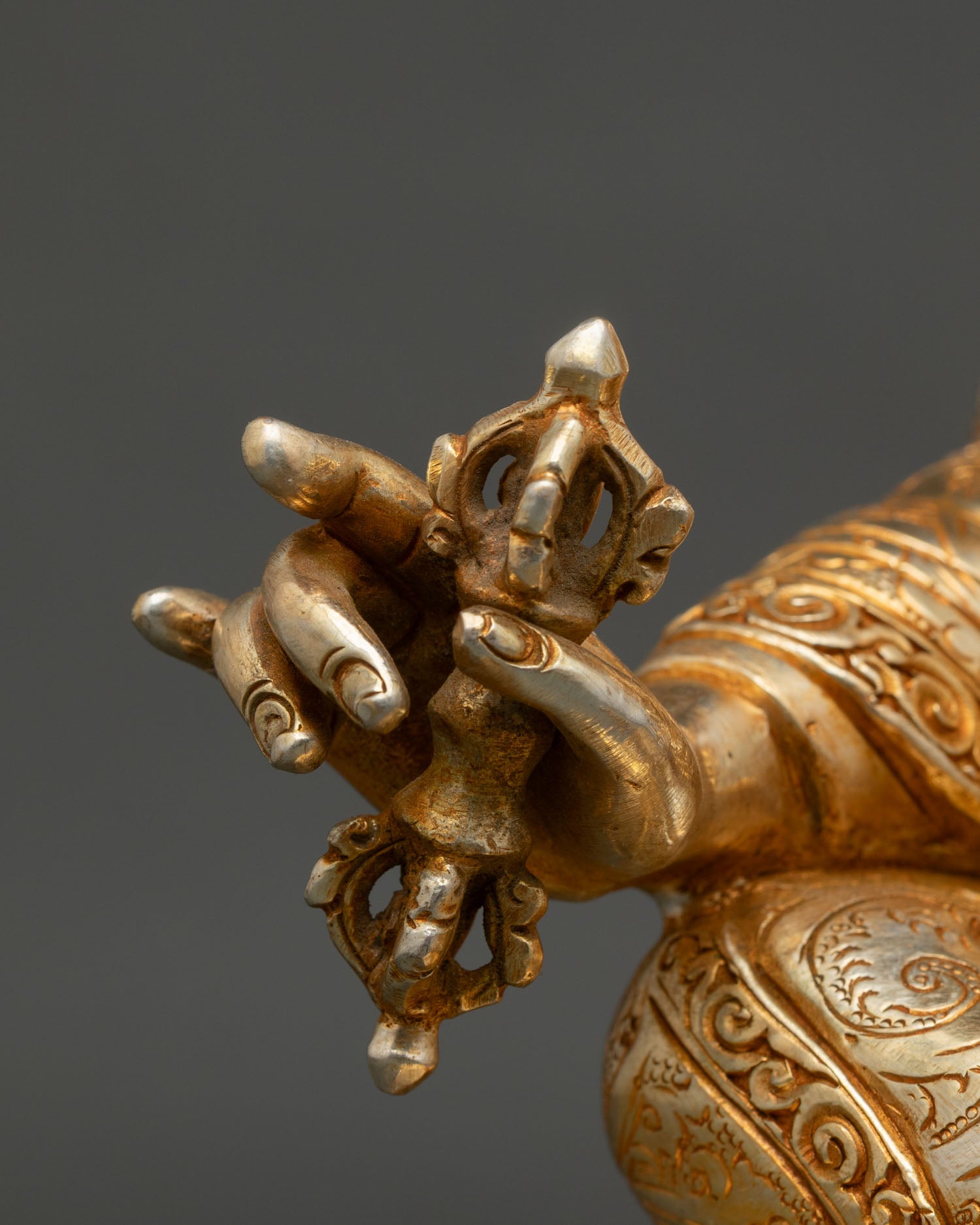 Guru Rinpoche Sculpture | Traditional Buddhist Artwork