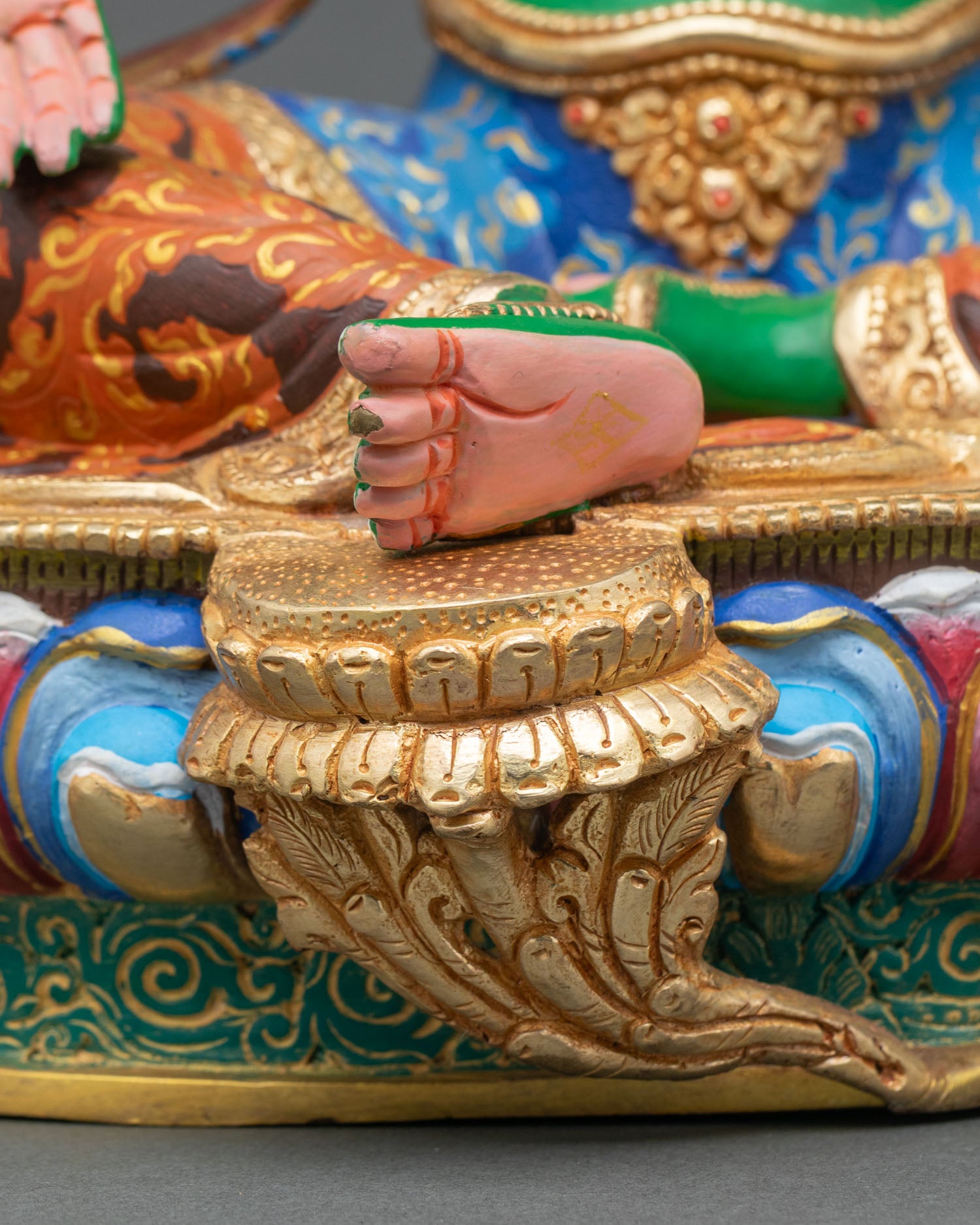 Green Tara Statue – Hand-Painted Spiritual Home Decor
