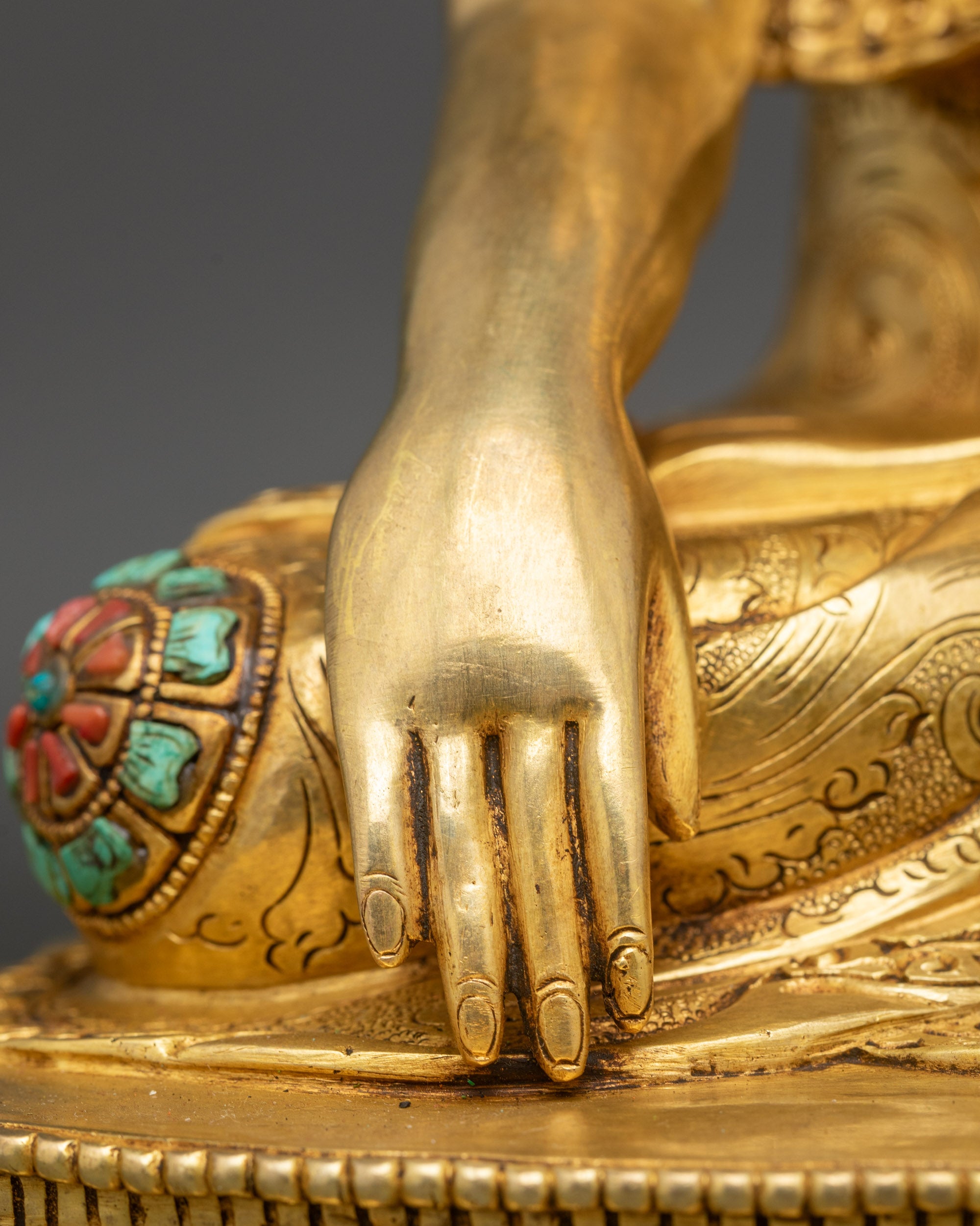 Shakyamuni Buddha Statue