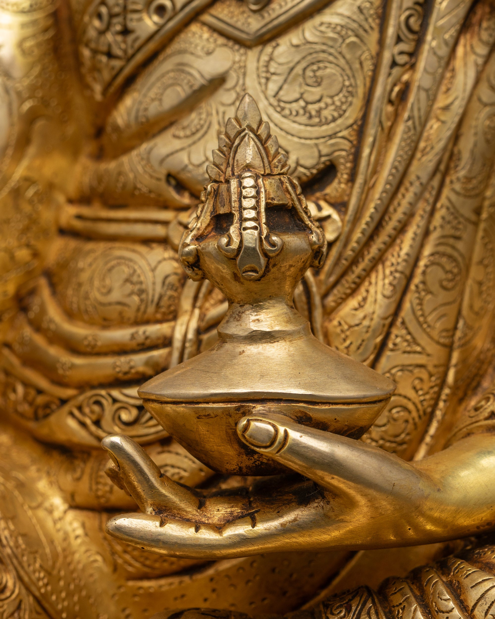 Statue of Spiritual Teacher Guru Rinpoche | Himalayan Artwork of Guru