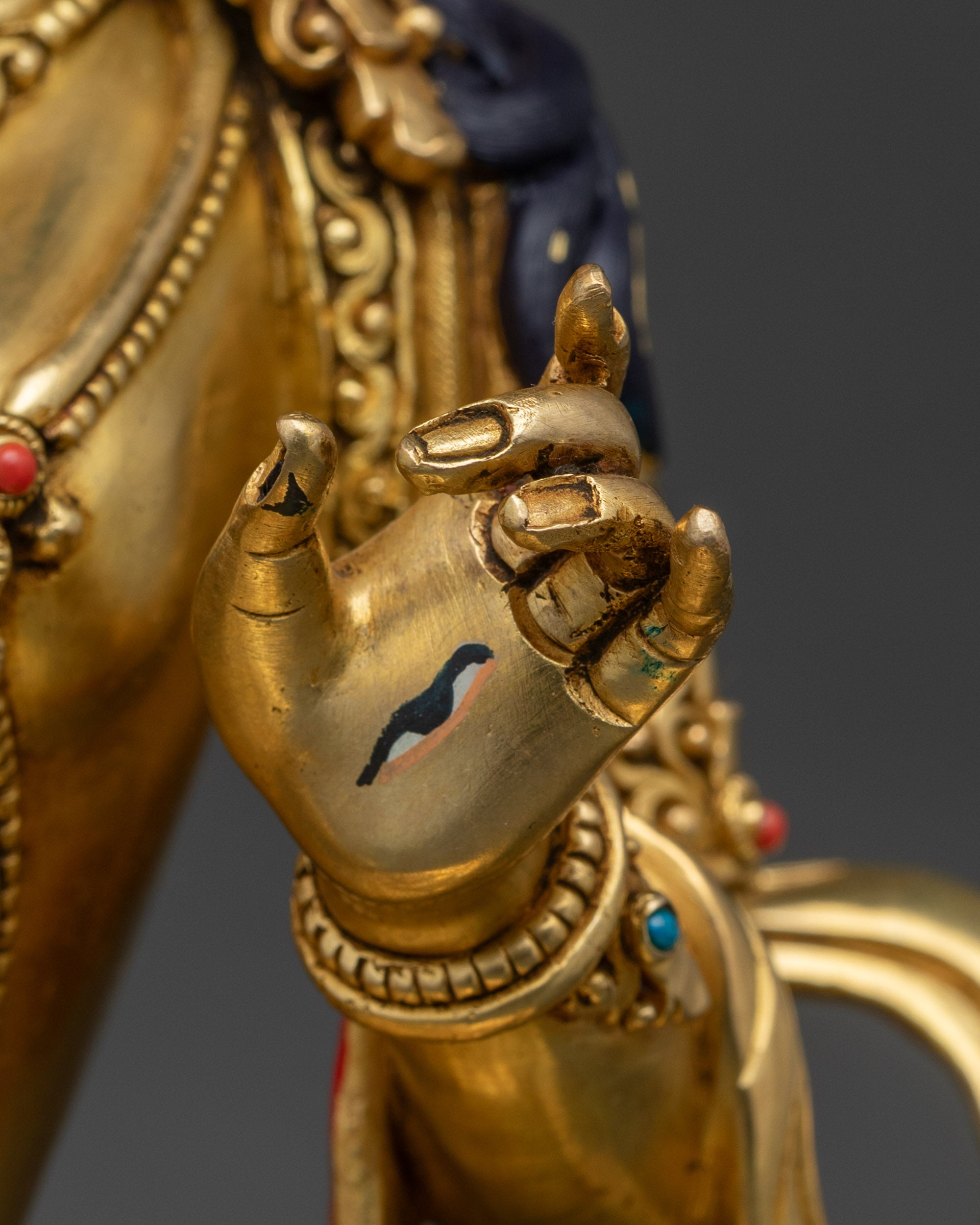 Dukar (Sitatapatra) Statue from Nepal | Traditional Nepalese Craft