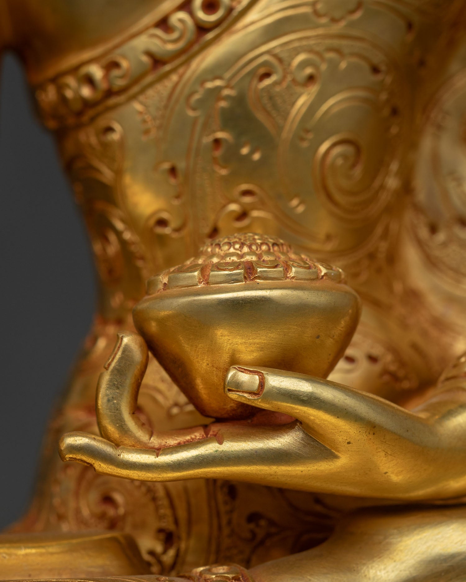 Shakyamuni Buddha Statue | Serene Meditating Buddha Figure
