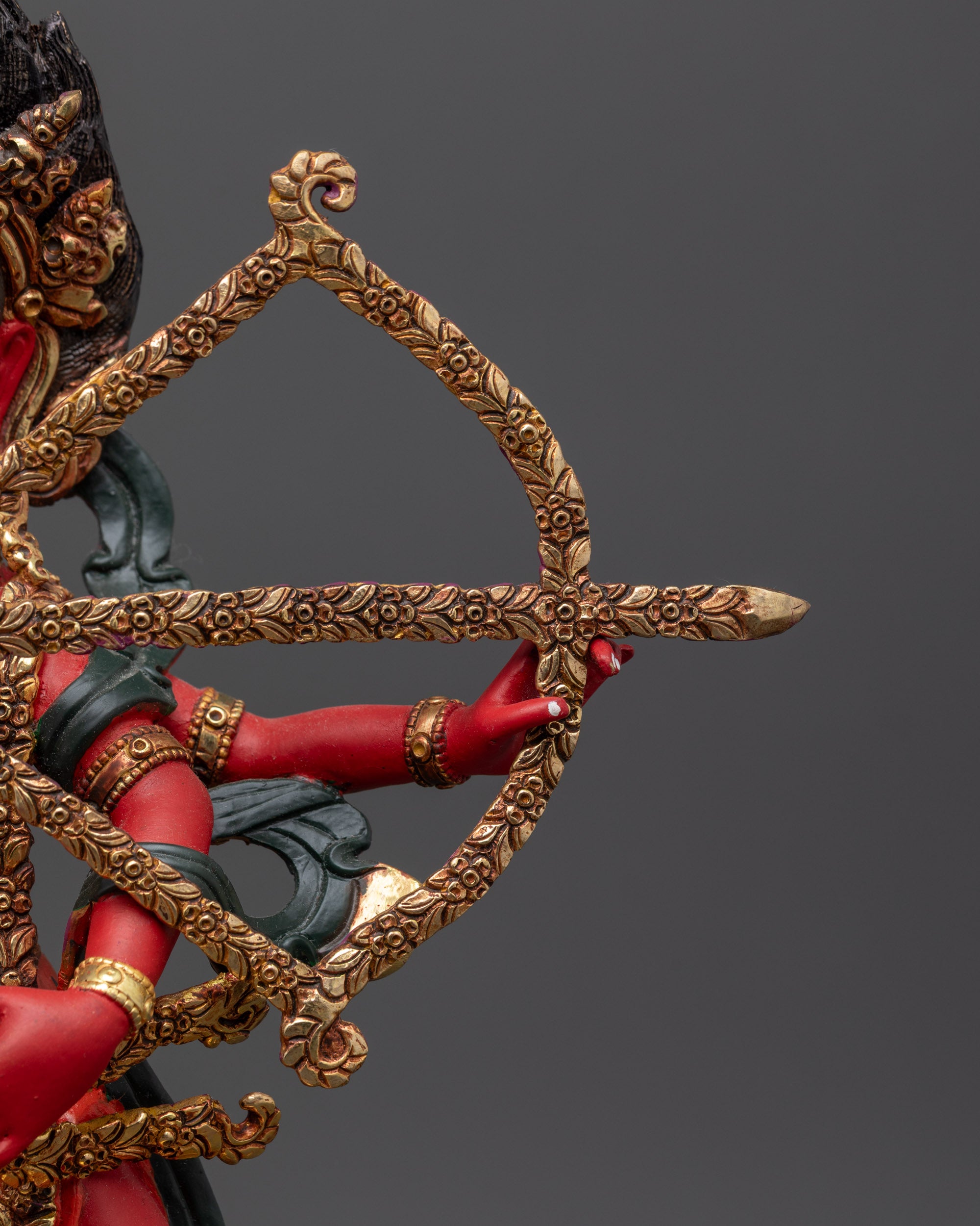 Fierce Dakini Kurukulla Statue | Traditional Himalayan Buddhist Artwork