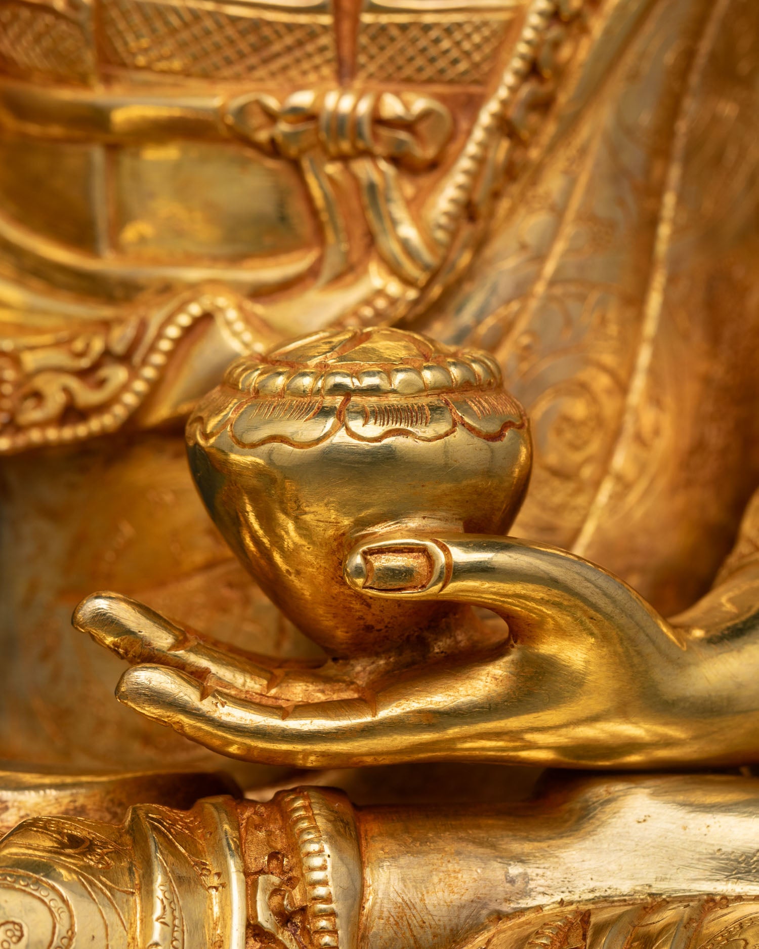 Buddha Shakyamuni Statue – Authentic Buddhist Art from Nepal