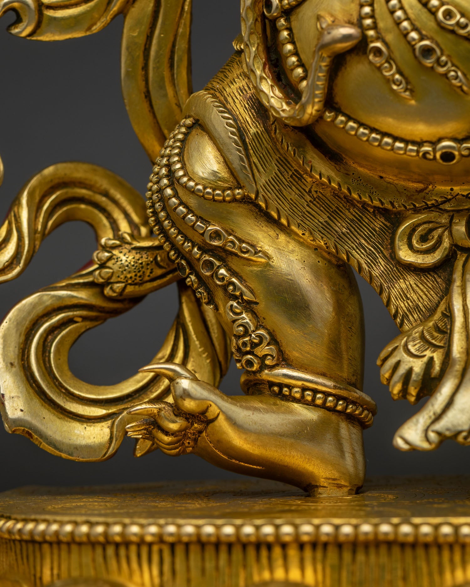 Vajrapani Statue | Awaken Inner Strength & Enlightened Power