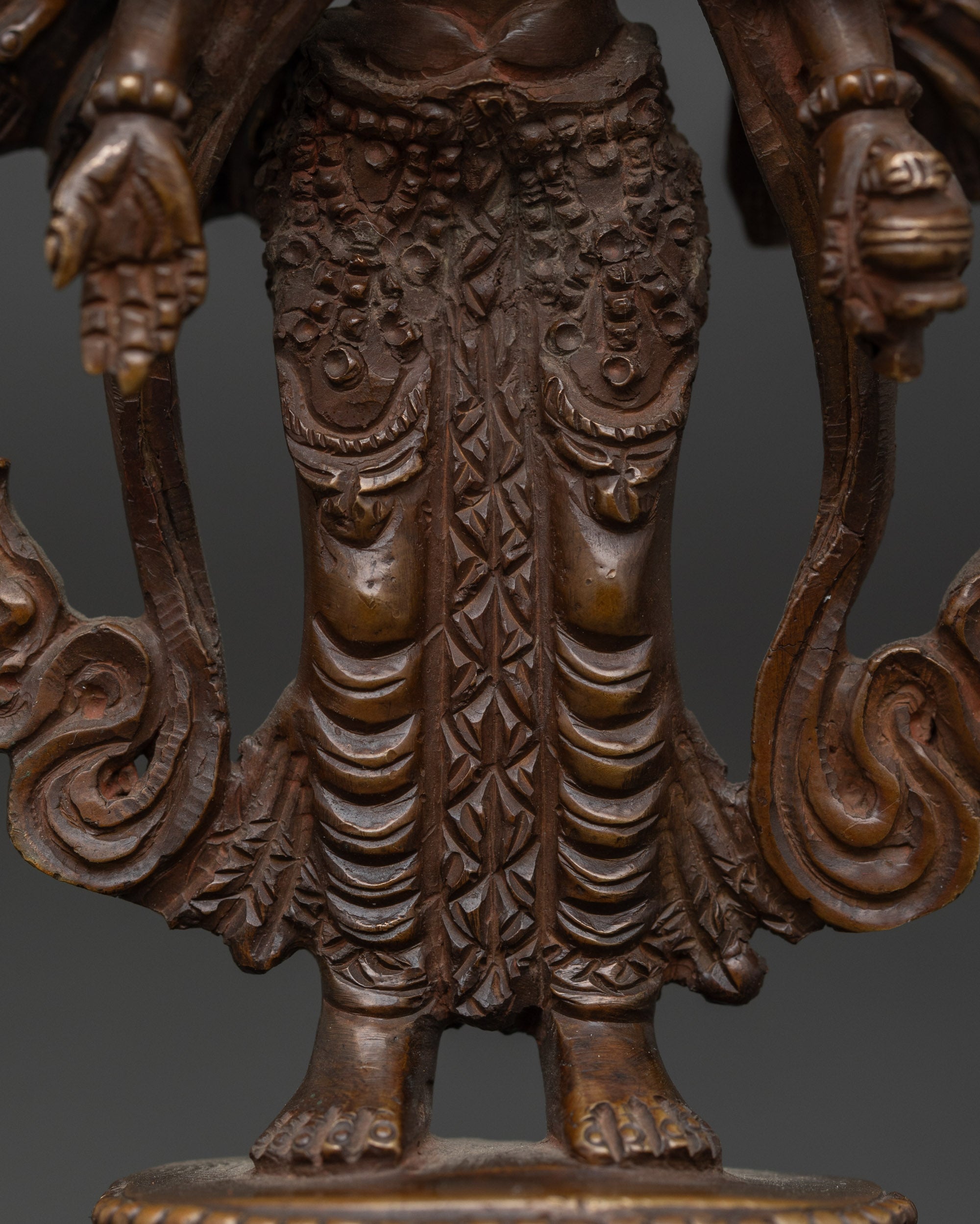 Thousand-Armed Chenrezig Bodhisattva Statue | Nepalese Craftsmanship