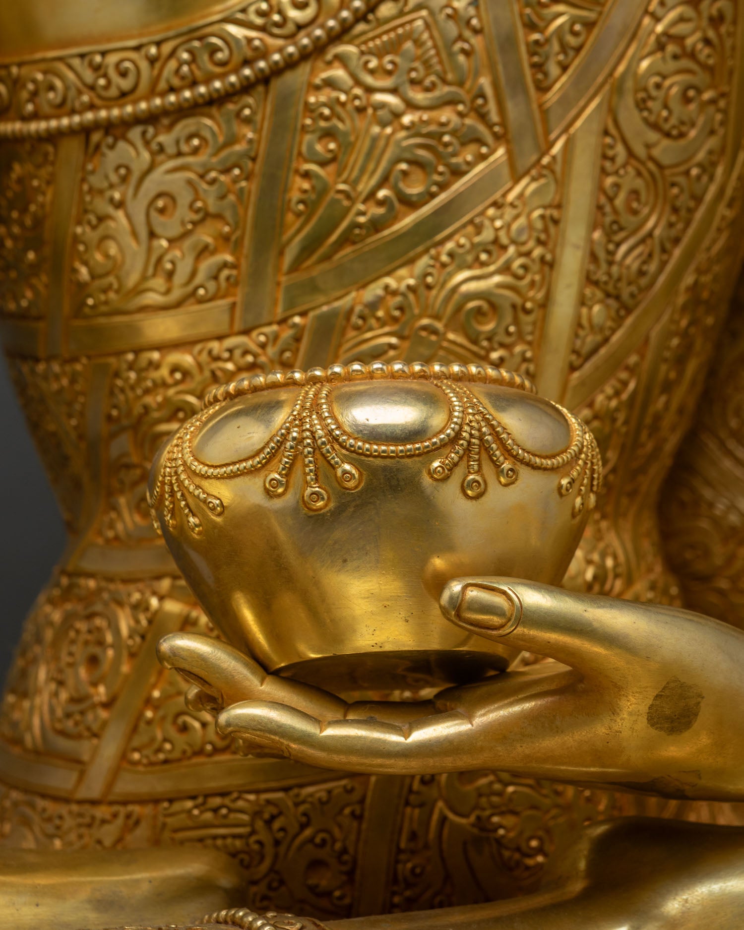 Giant Shakyamuni Buddha Statue for Meditation | Handcrafted In Nepal