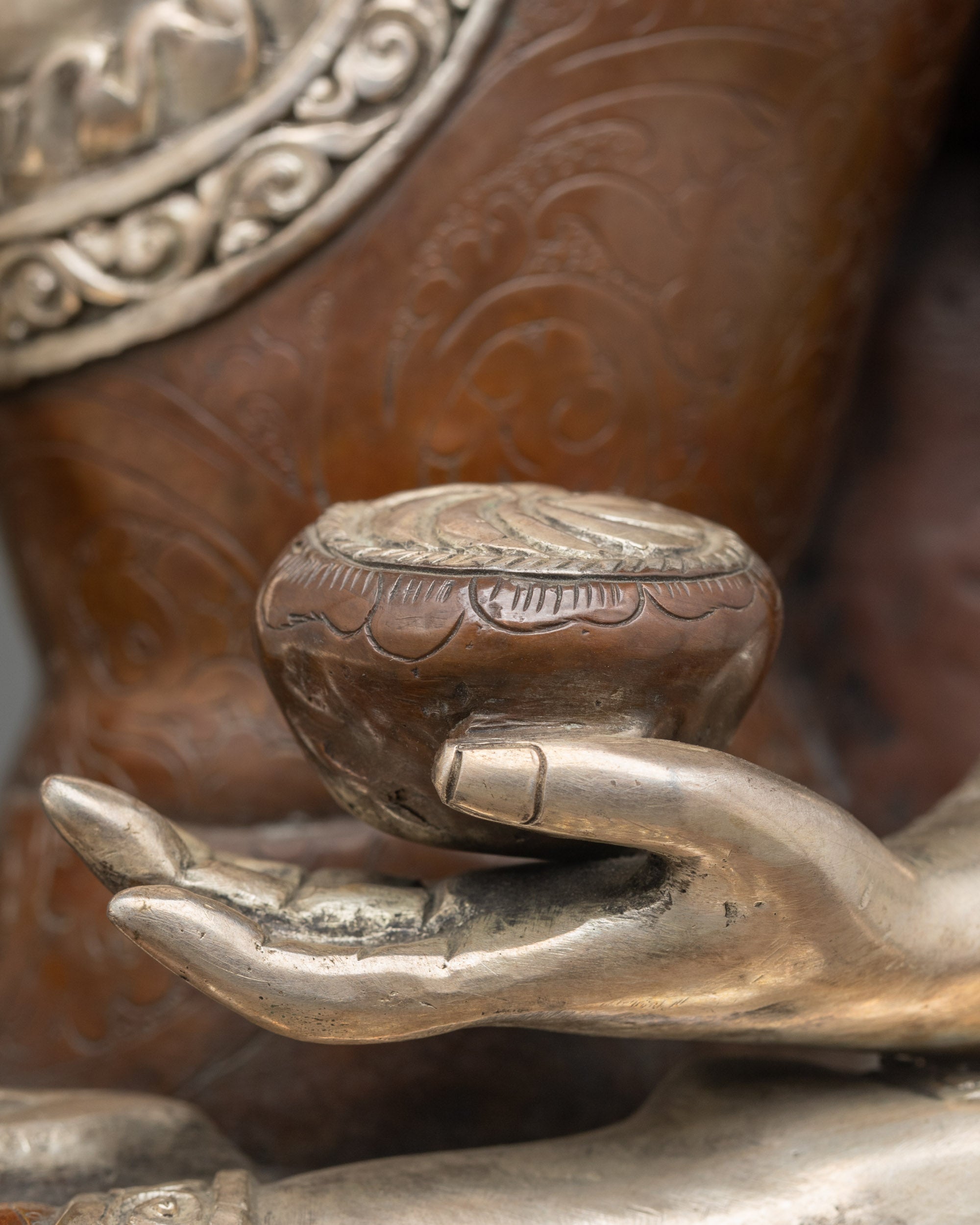 Oxidized Shakyamuni Buddha Statue for Home Decor
