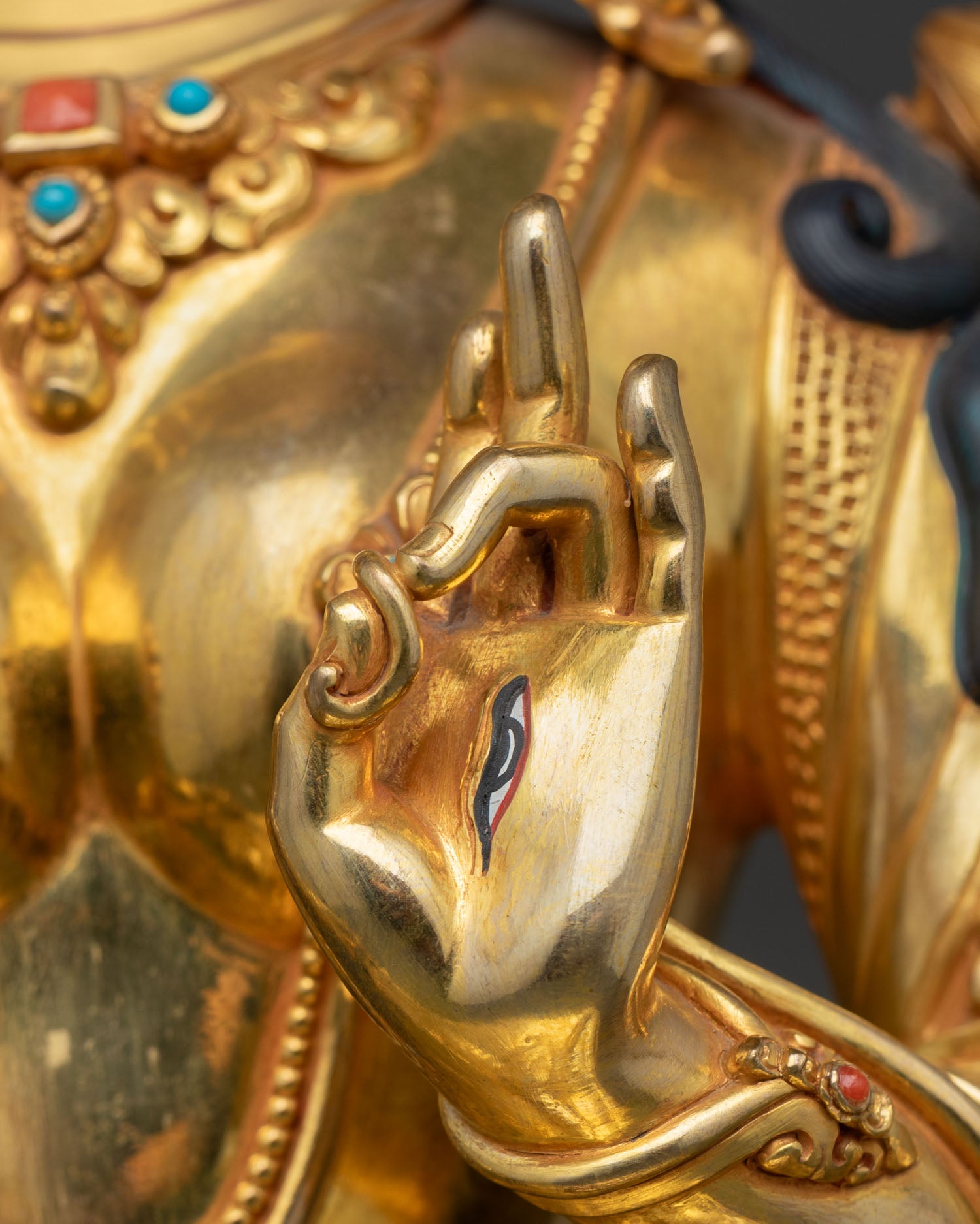 Tibetan White Tara Statue | Luxury Buddhist Altar Decor
