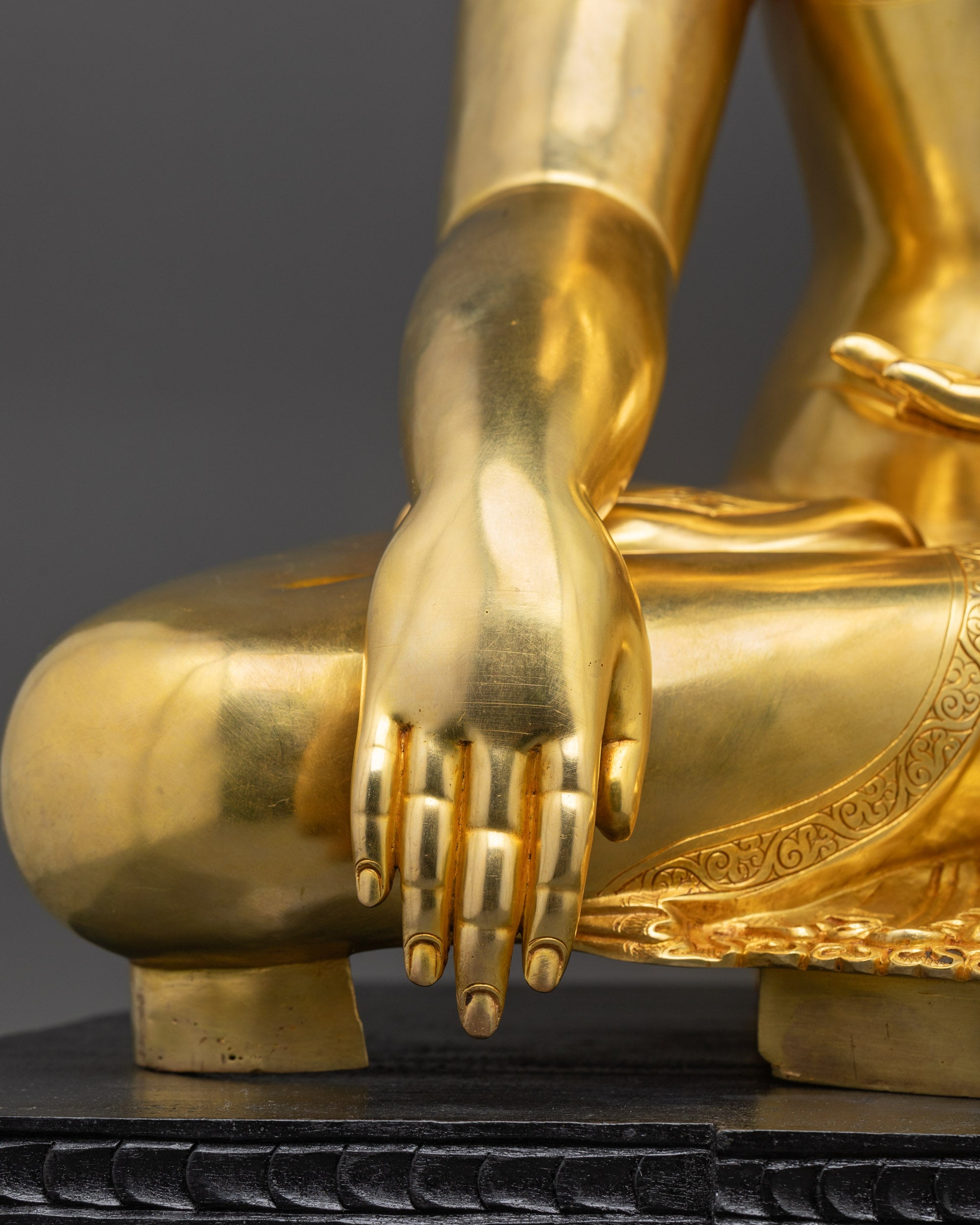 Shakyamuni Buddha Statue | Historical Enlightened One Masterpiece