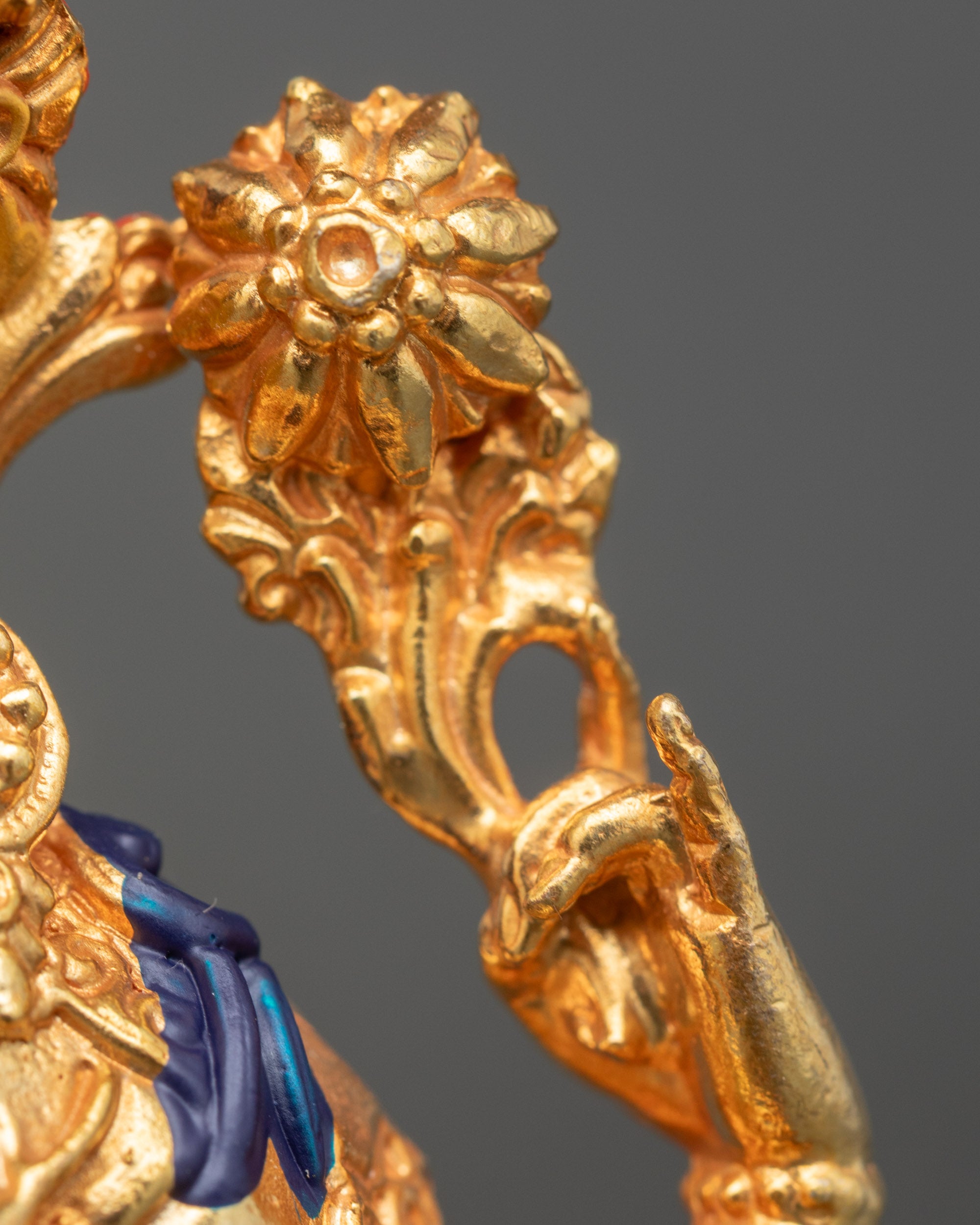 Chenrezig Statue | Precision-Crafted Avalokiteshvara Artwork