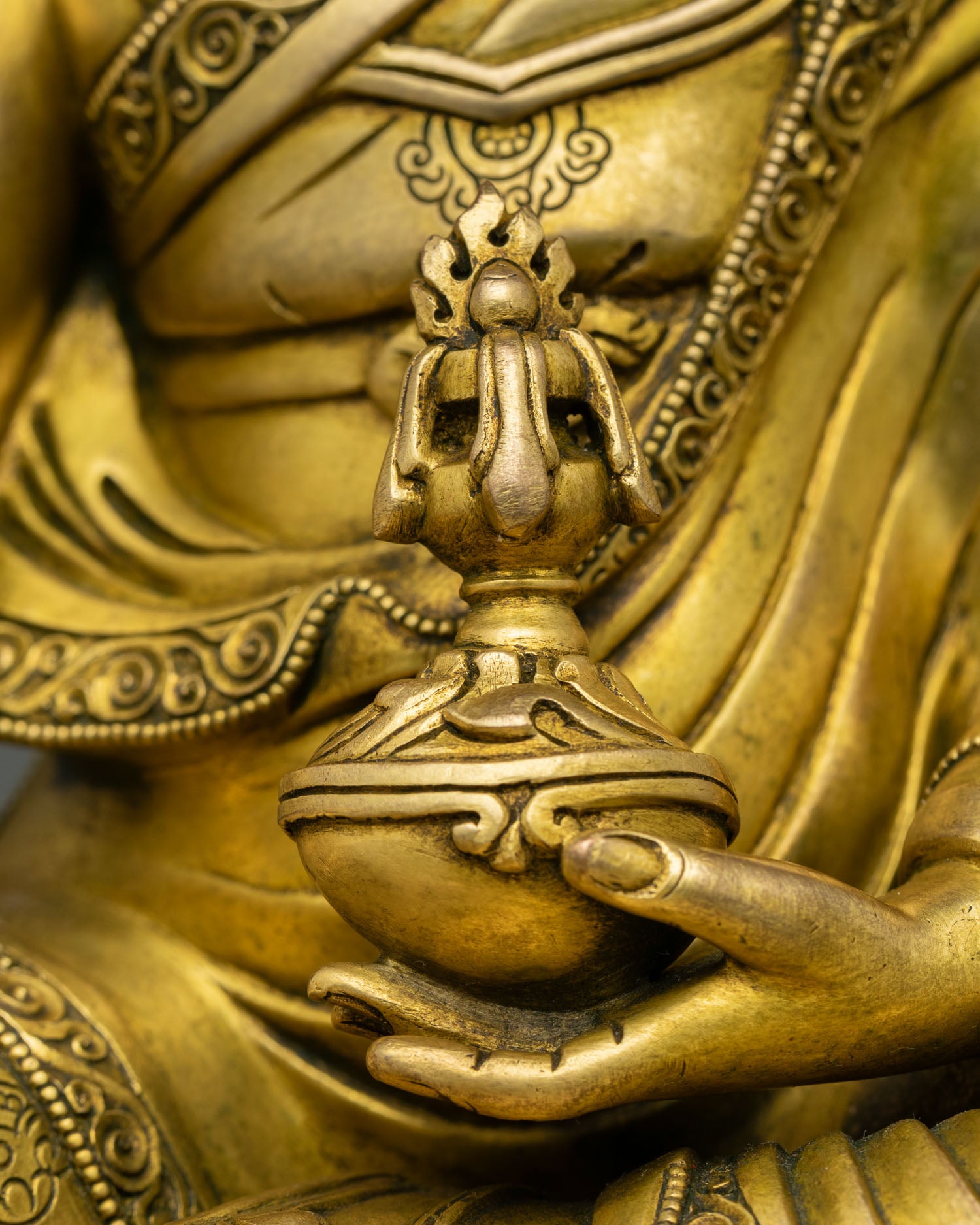 Guru Rinpoche Statue