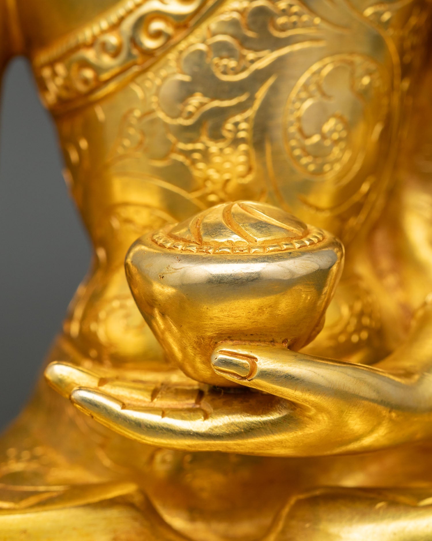 Siddhartha Gautama Buddha Statue | Symbol of Enlightenment