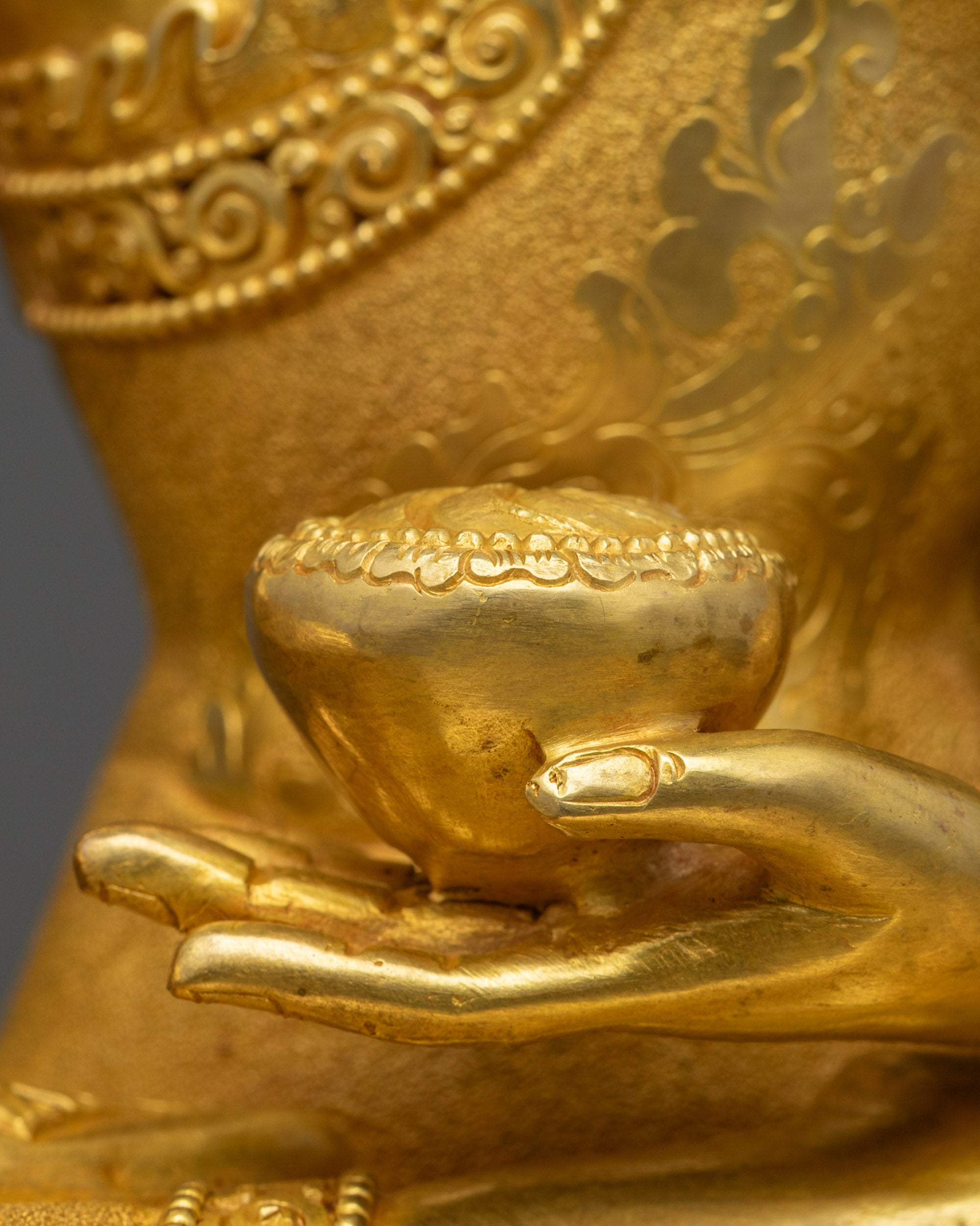 Shakyamuni Buddha Statue | Honoring the Enlightened One