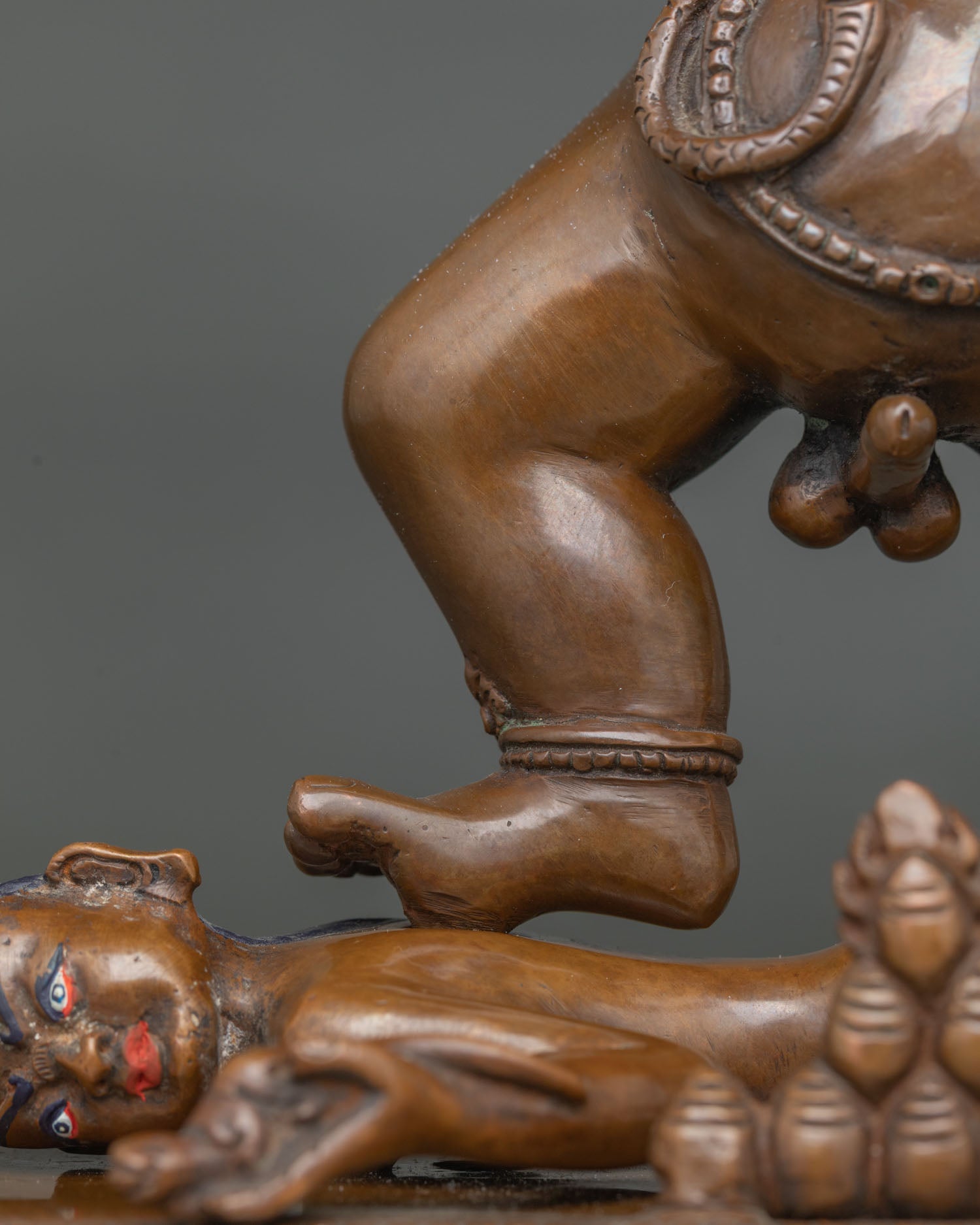 Black Dzambhala Statue