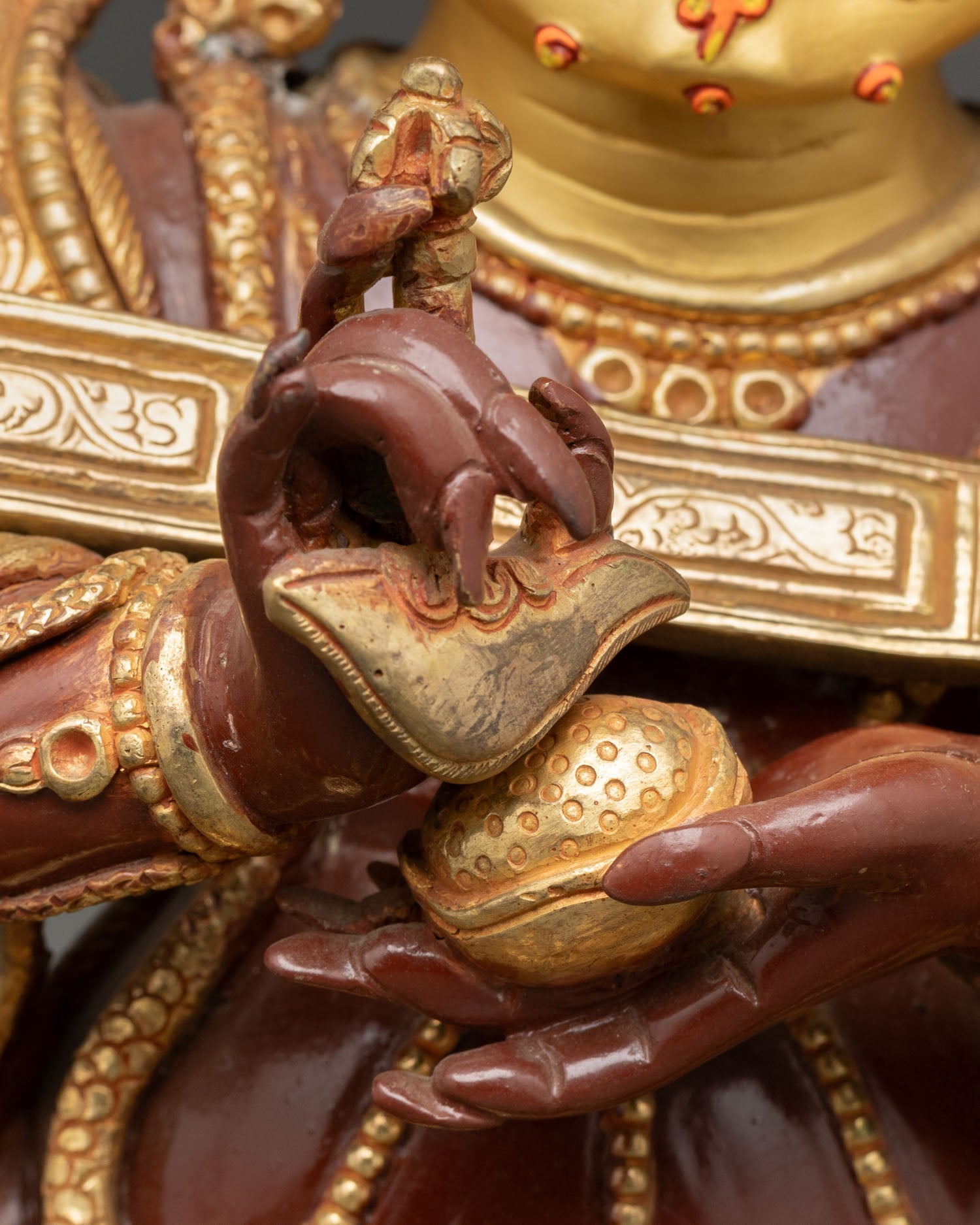 Shakya Mahakala Statue – Tibetan Buddhist Religious Artwork