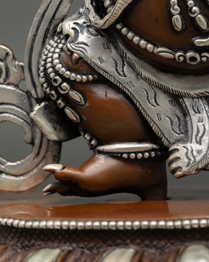 Vajrapani Statue – Buddhist Thunderbolt Bearer Artwork
