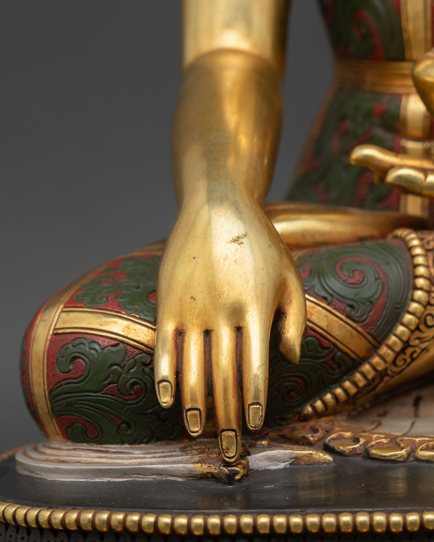 Meditative Shakyamuni Buddha Statue | Handmade in Nepal