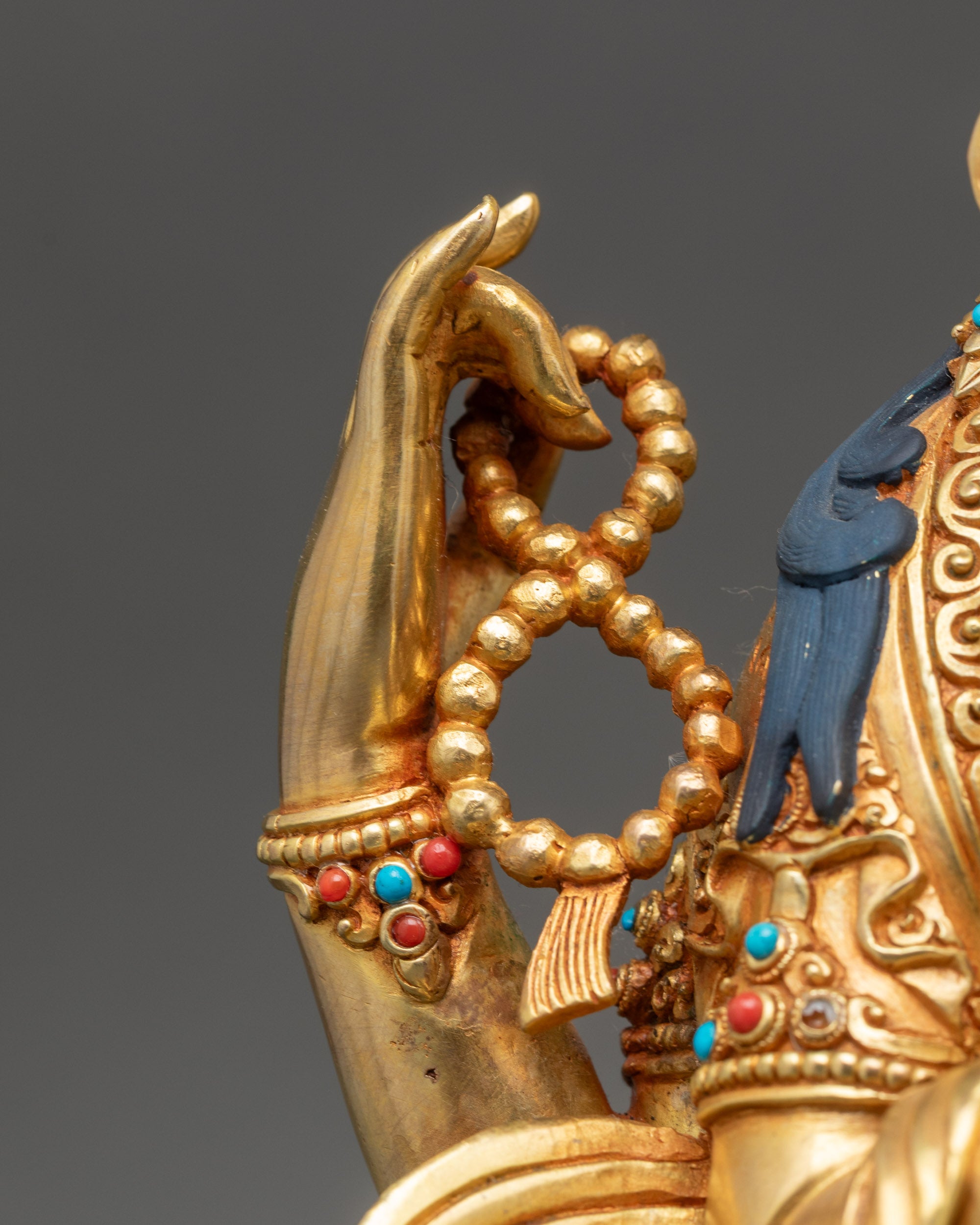 Four-Armed Avalokiteshvara Bodhisattva | Traditional Himalayan Statue