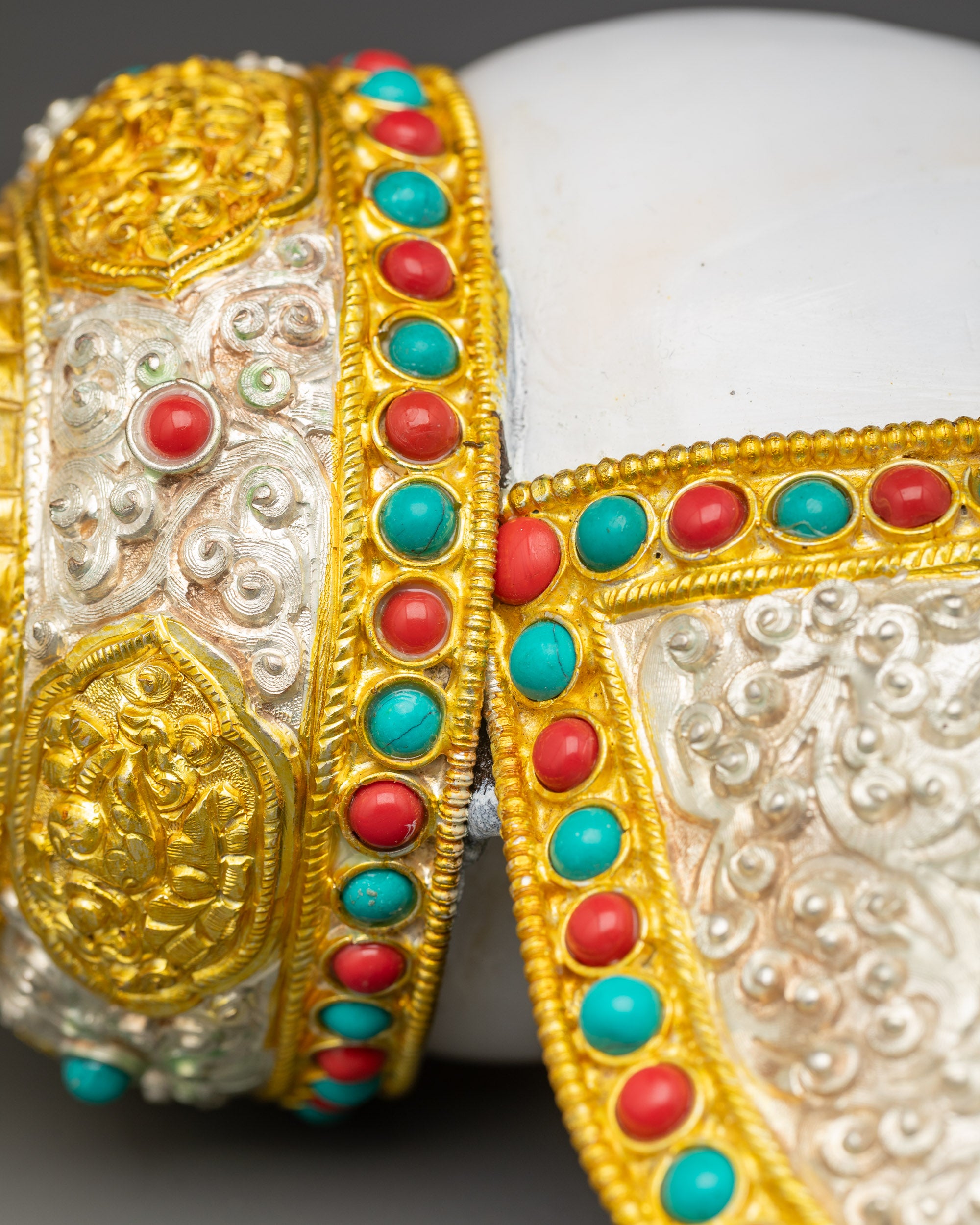 Decorative Ritual Conch Shell - Sacred Dharma Sound Symbol