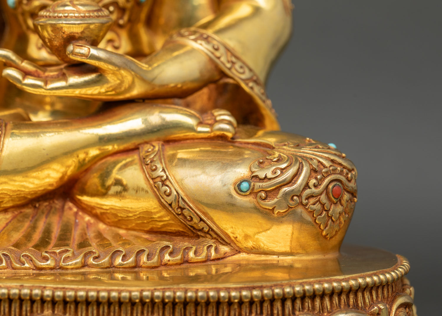 Shakyamuni Buddha Statue – Himalayan Copper Buddhist Decor