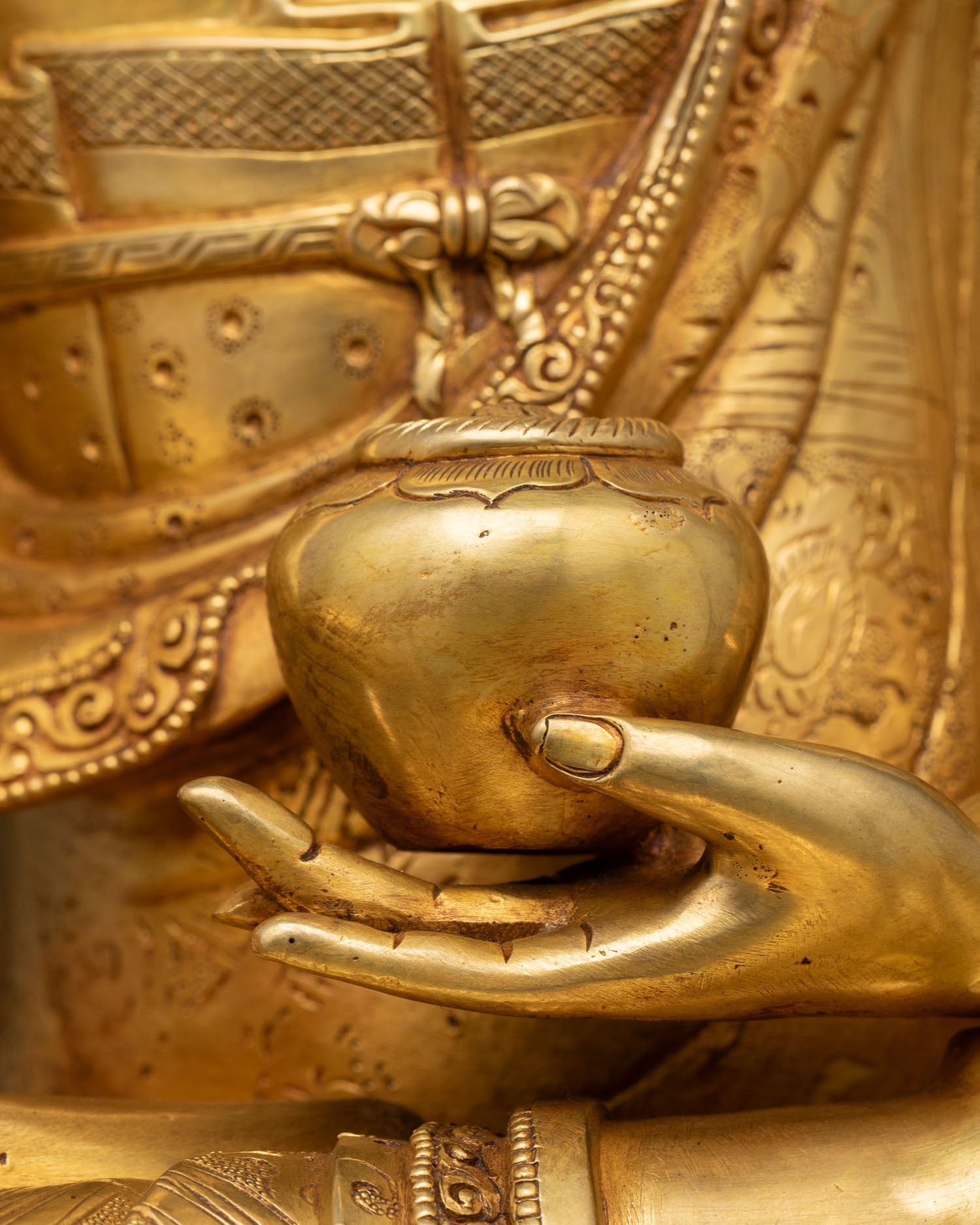 Buddha Shakyamuni Statue