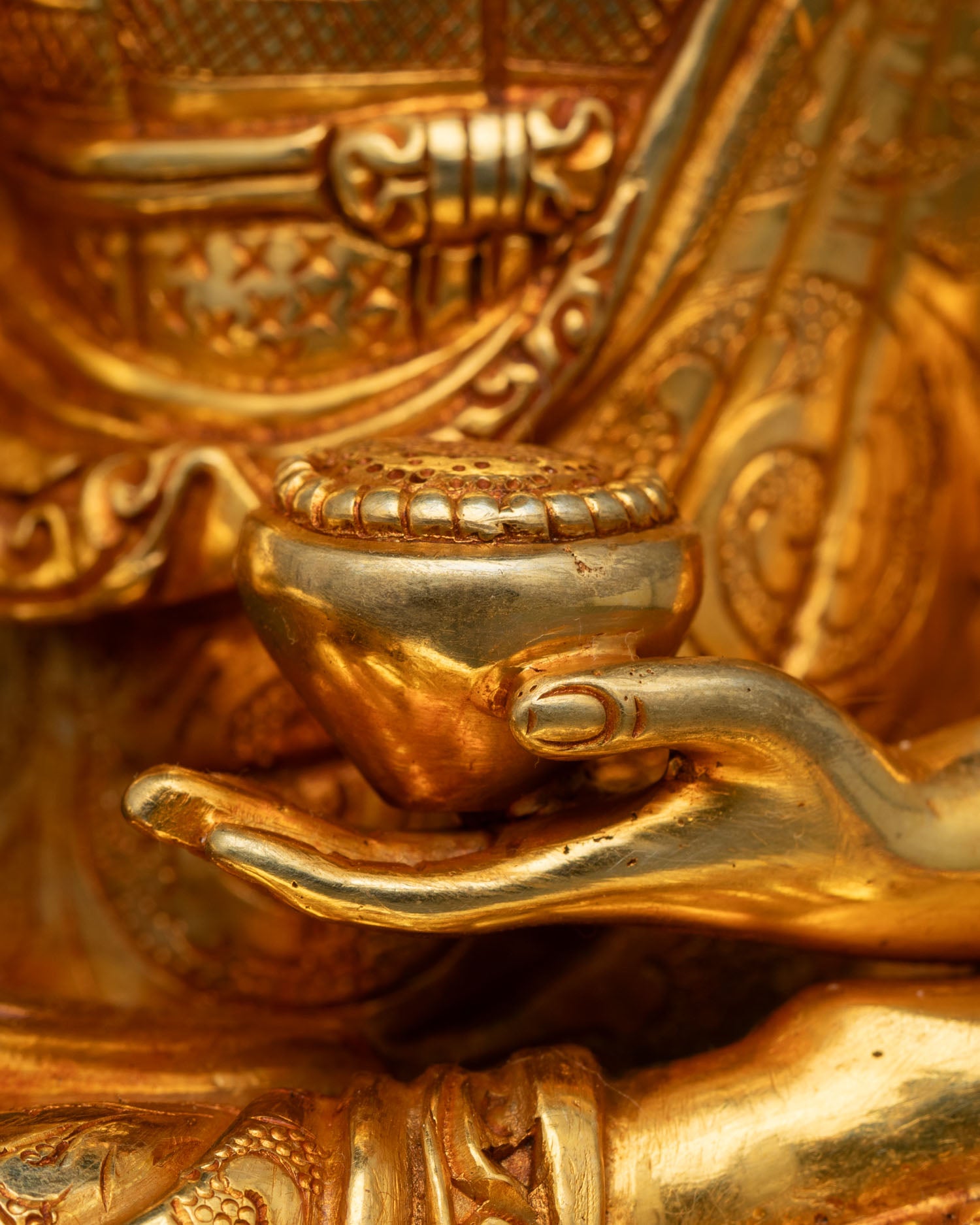 Lord Buddha Shakyamuni Statue | The World-Honored One