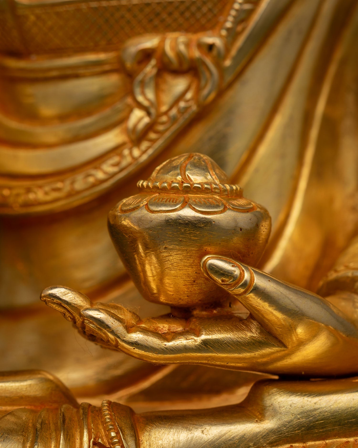 Buddha Shakyamuni Statue