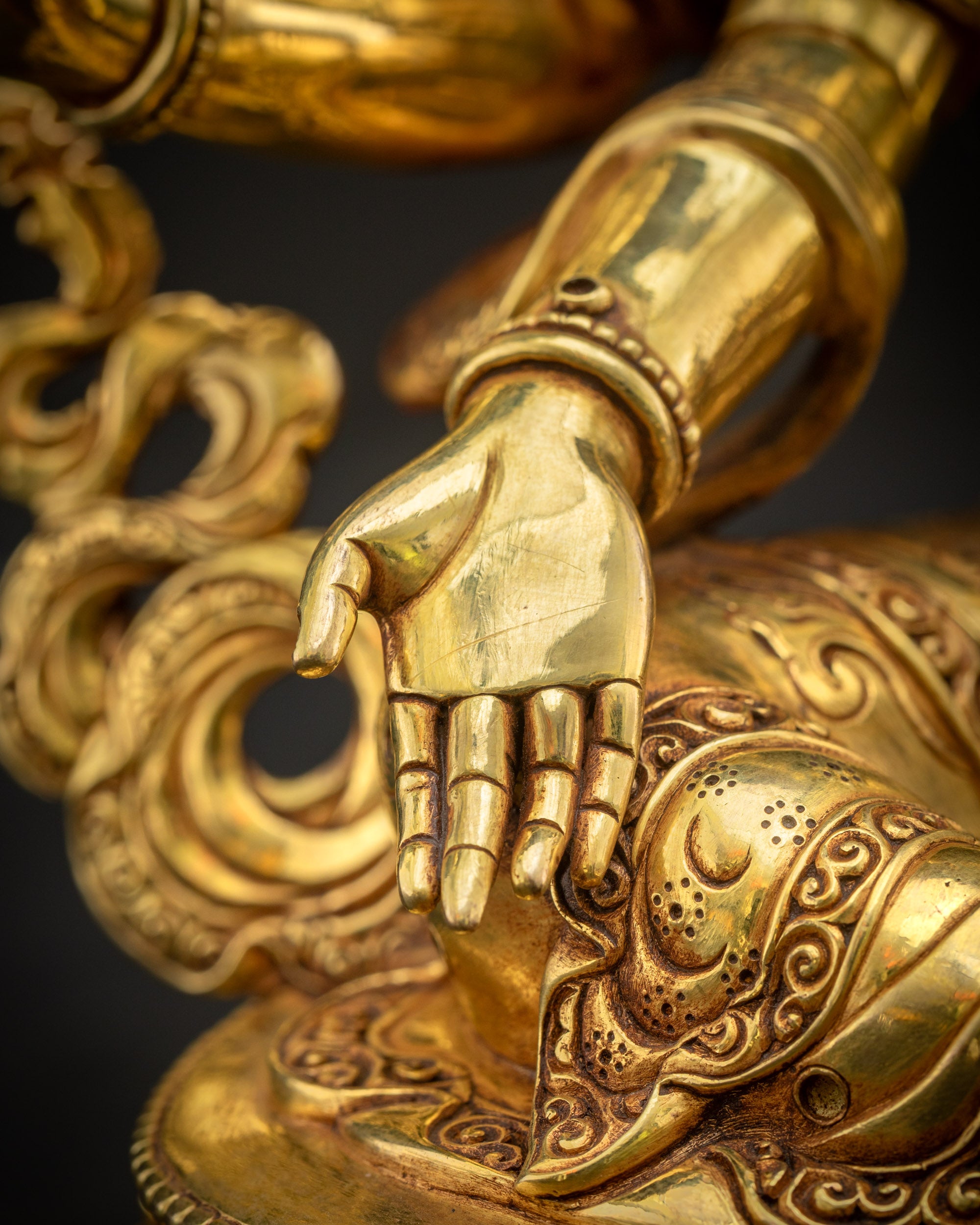 Vasudhara Masterpiece Statue | Bestower of Wealth and Blessings