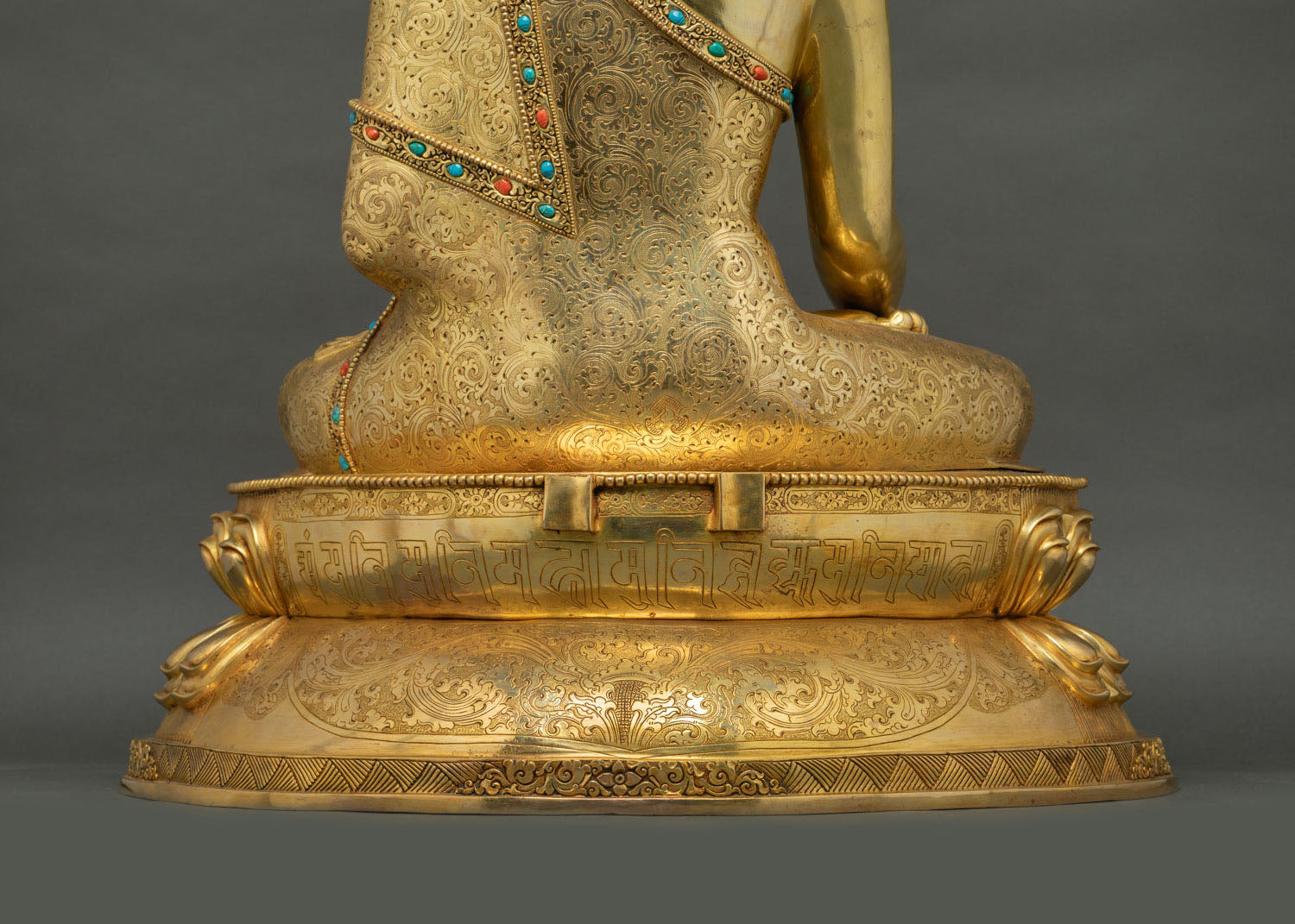 Great Buddha Shakyamuni Statue | Spiritual Decor for Meditation