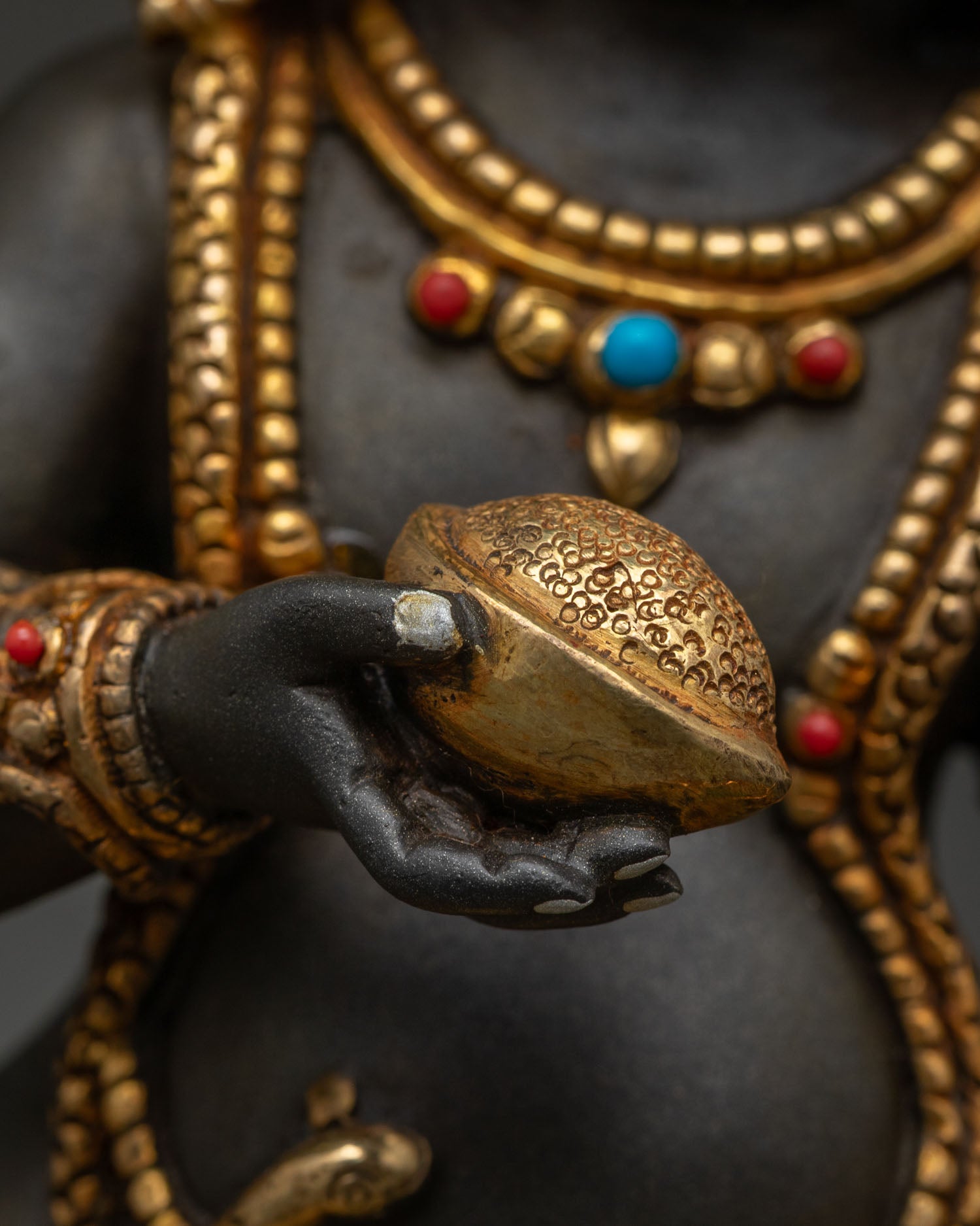 Black Dzambhala Statue