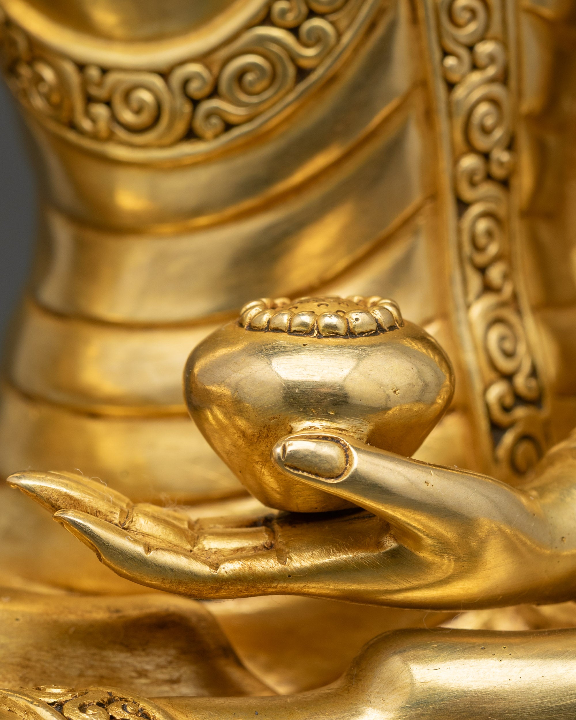 Tibetan Buddha Shakyamuni Statue – The Enlightened Teacher