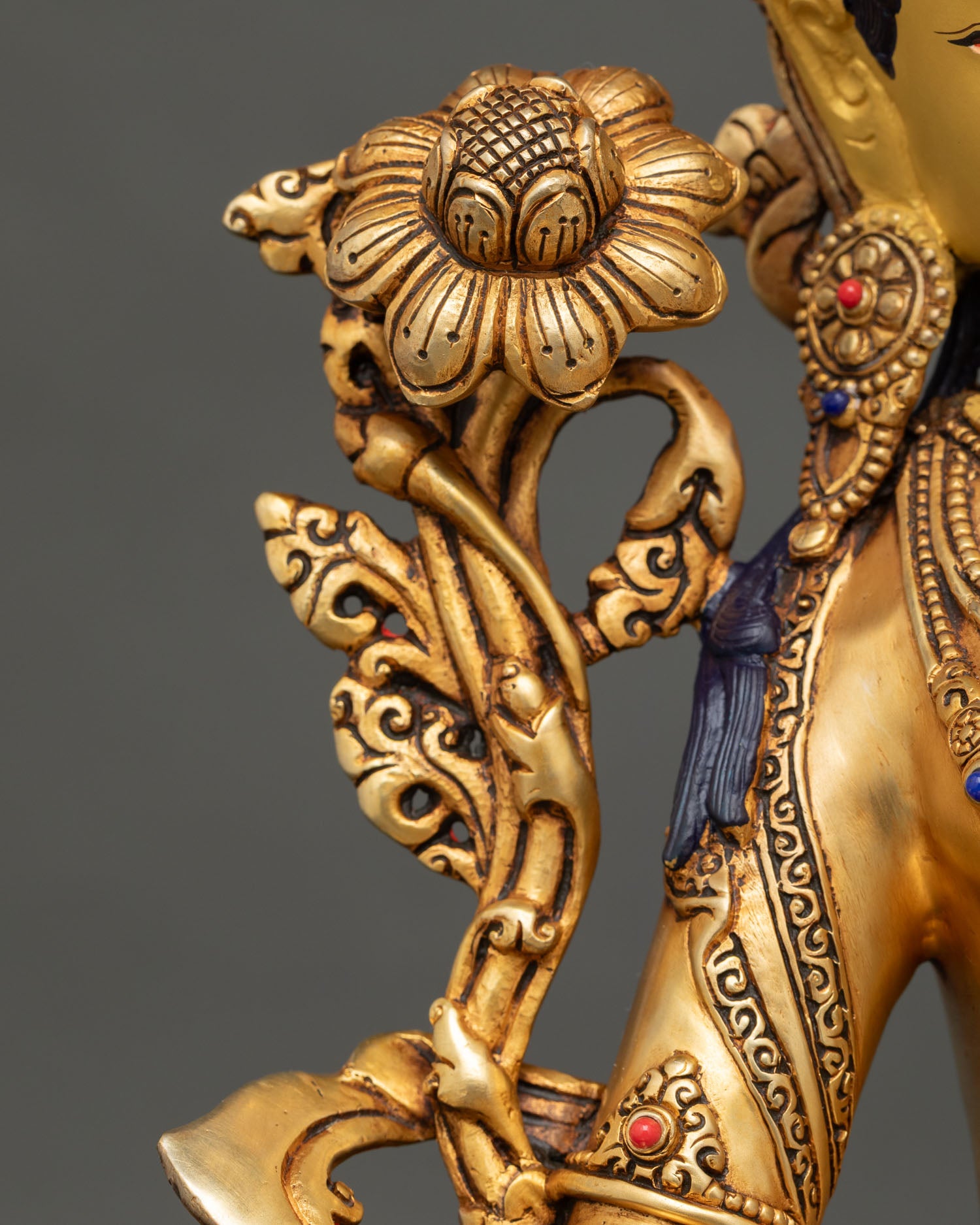 White Tara Statue | Seven-Eyed Goddess of Compassion