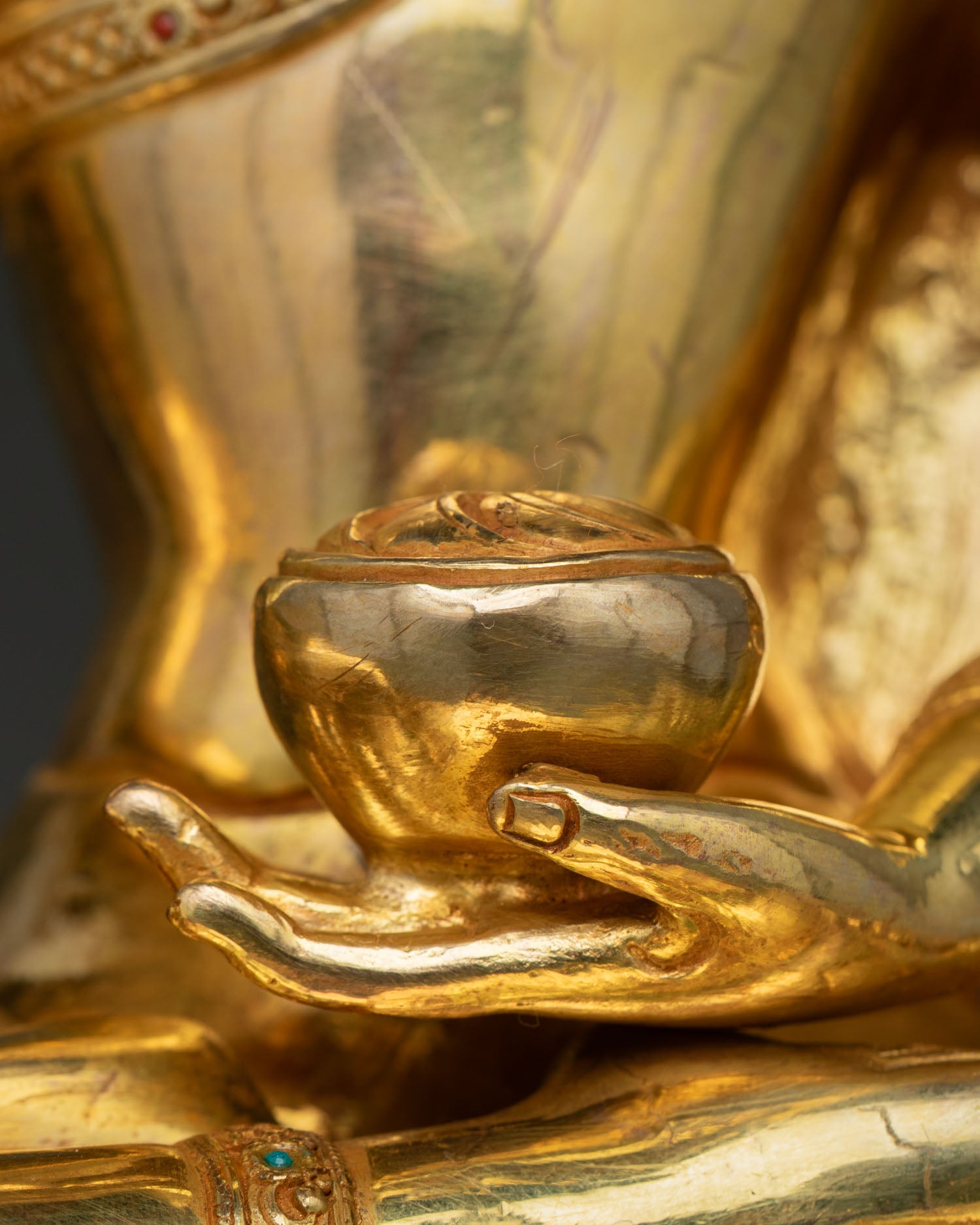 Buddha Shakyamuni Statue | Timeless Buddhist Craftsmanship
