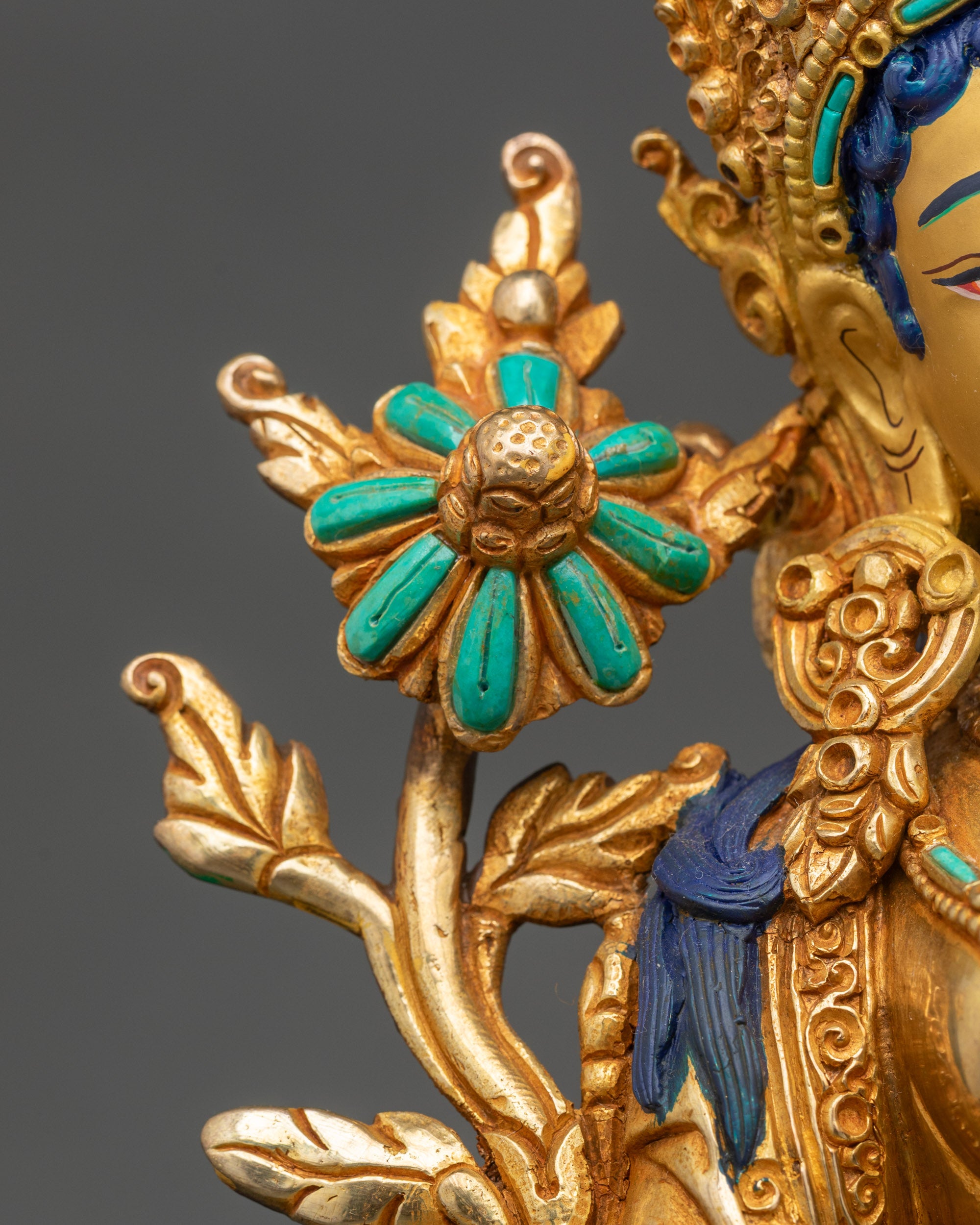 Seven Eyes White Tara Statue for Longevity and Compassion