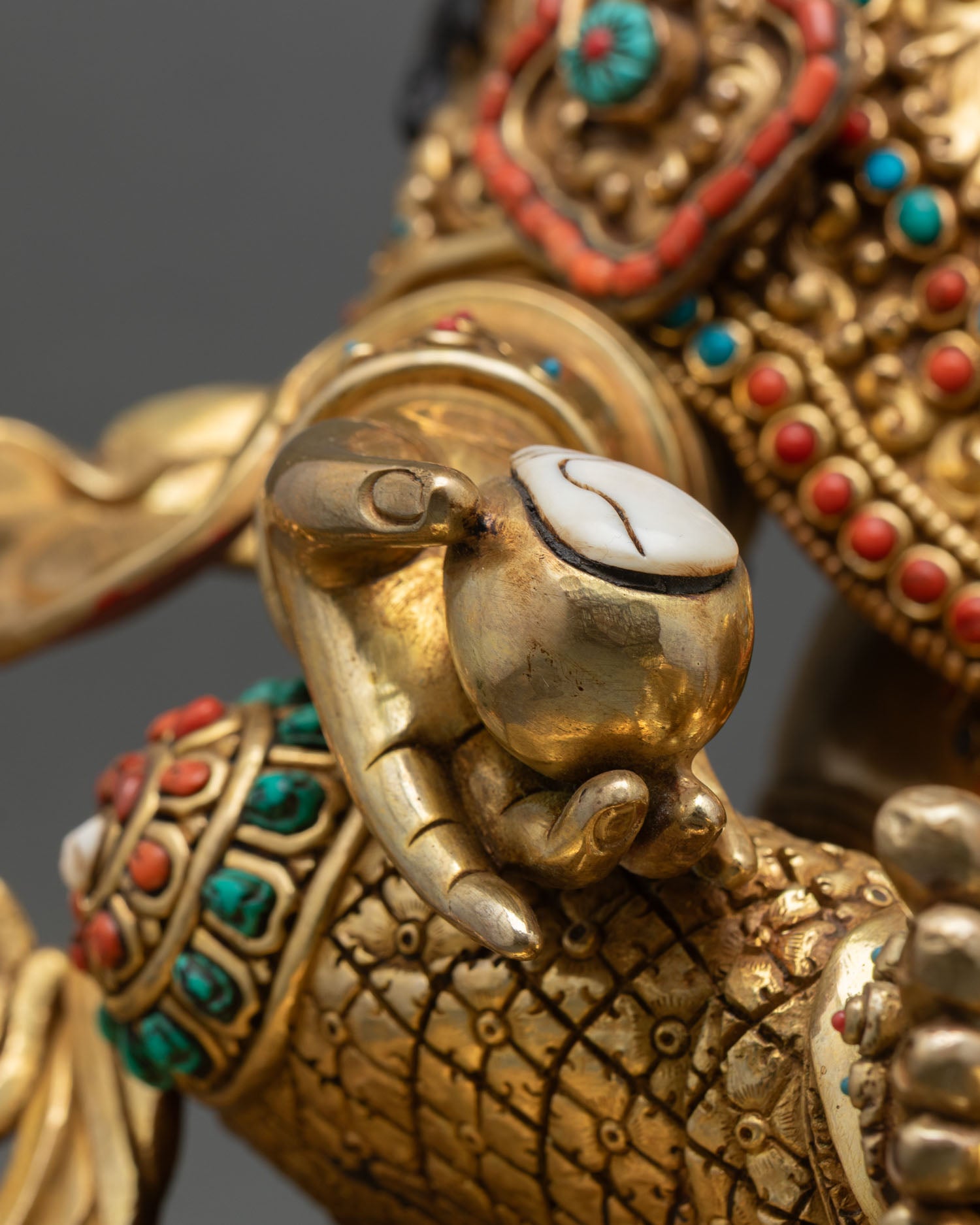 Large Dzambhala Statue | Traditional Buddhist Sacred Artwork